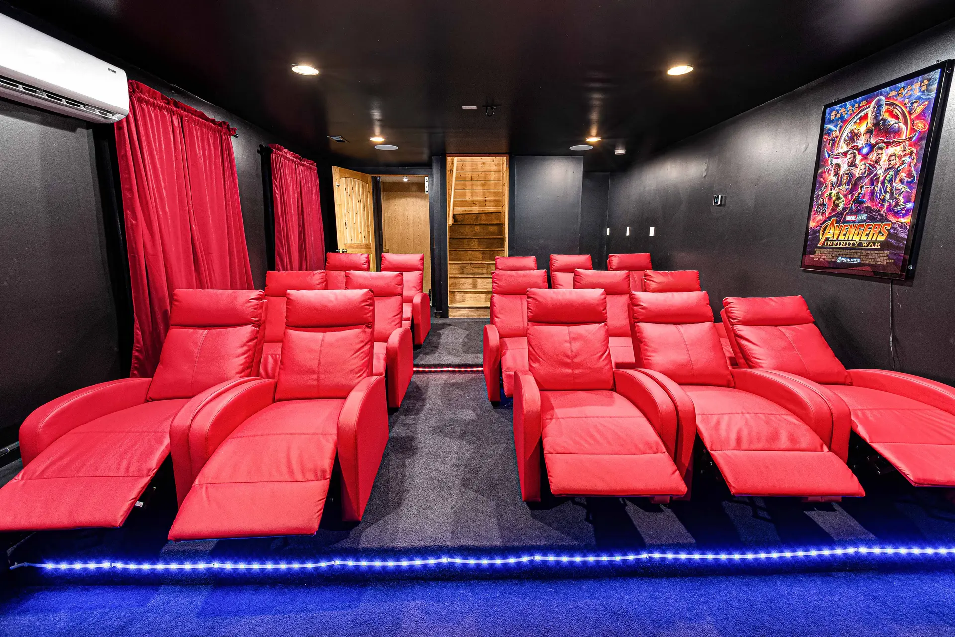 Sleeps26|GameRm|MovieThr|Elevator|Pet fdly