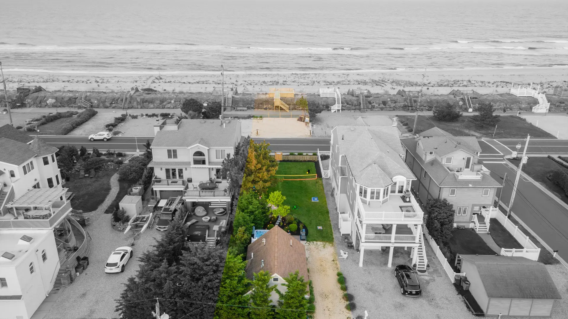 Beachfront Bungalow with Pvt Beach access