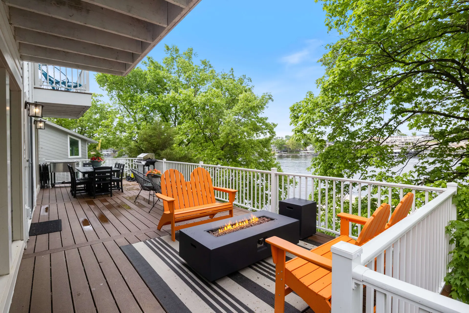 Ozarks Lakefront Winter  Deals - Hot Tub - Firepl