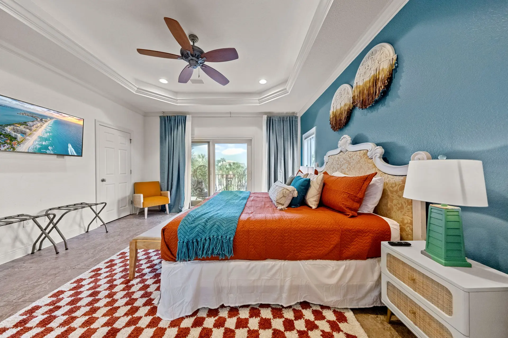 Coral Serenity: 1 MIN to pvt. beach, Heated Pool