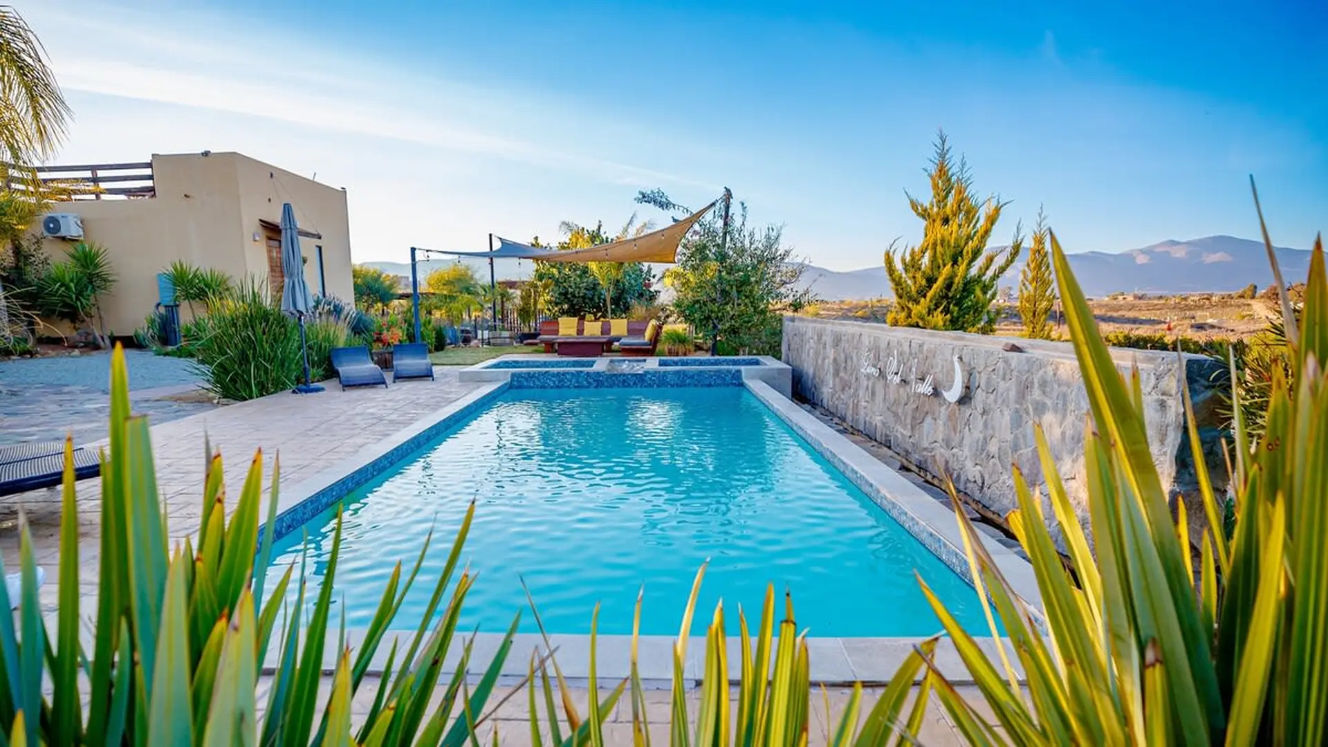 Luna del Valle 6-Cabin Retreat