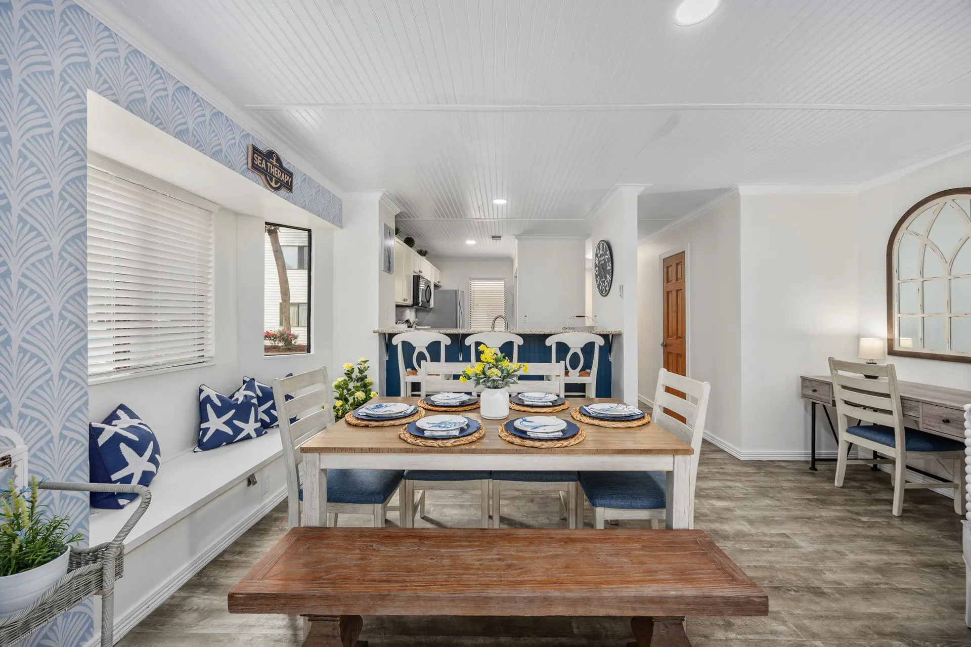 Sea Therapy|Private Deck/Patio|1/2 Block to Sea