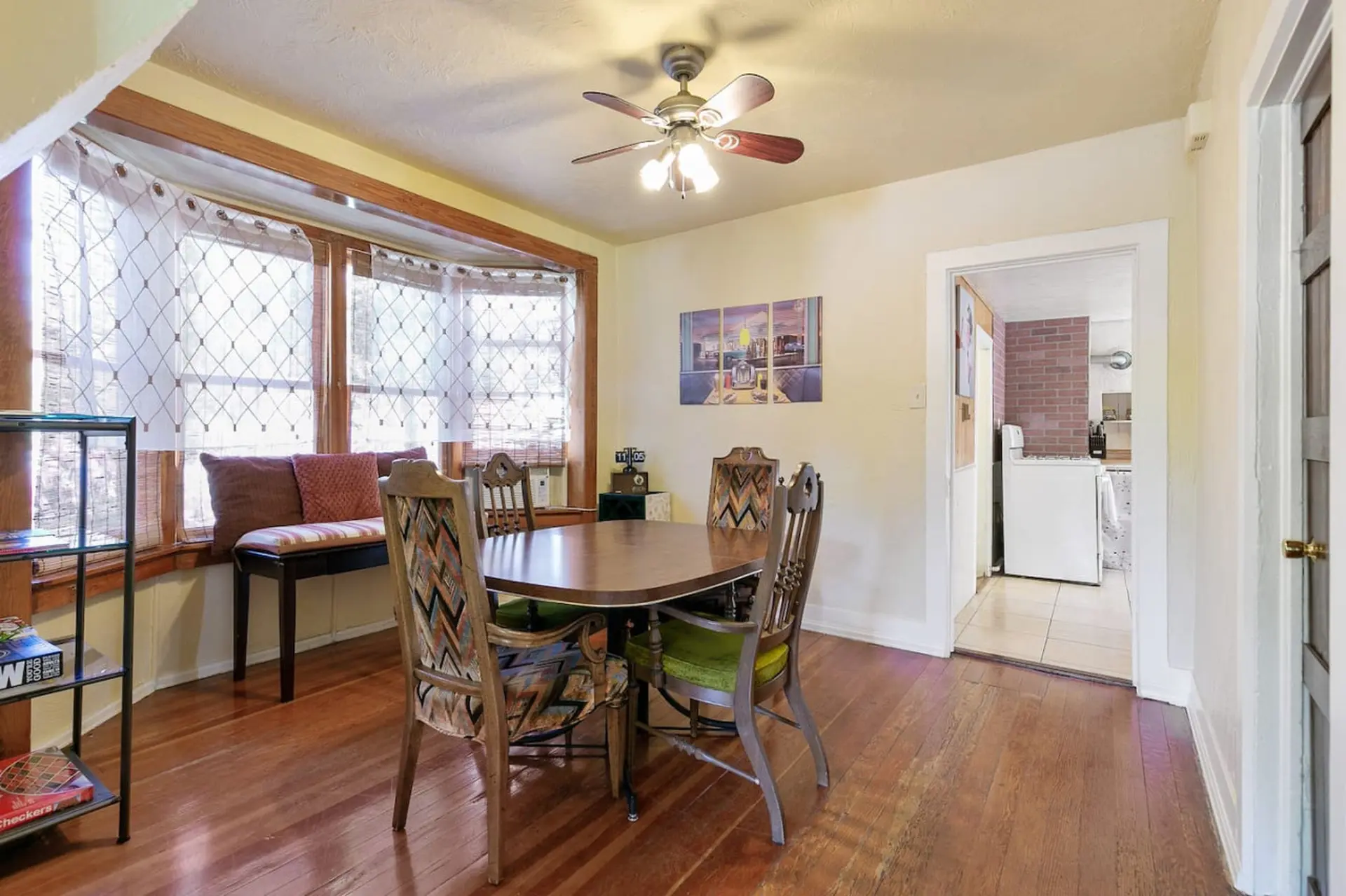Retro Retreat-Creekside in Downtown Golden