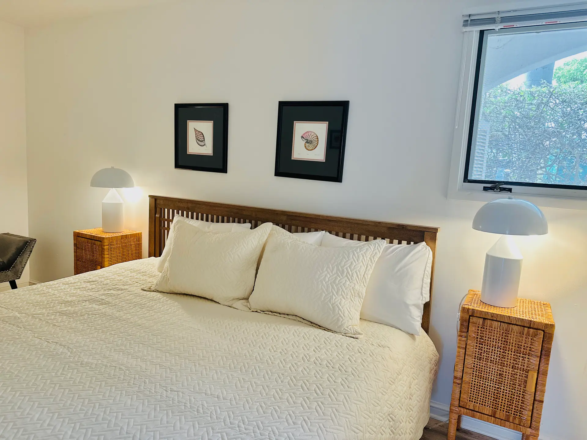 Oceanview Avalon Villa with Patio & Hot Tub