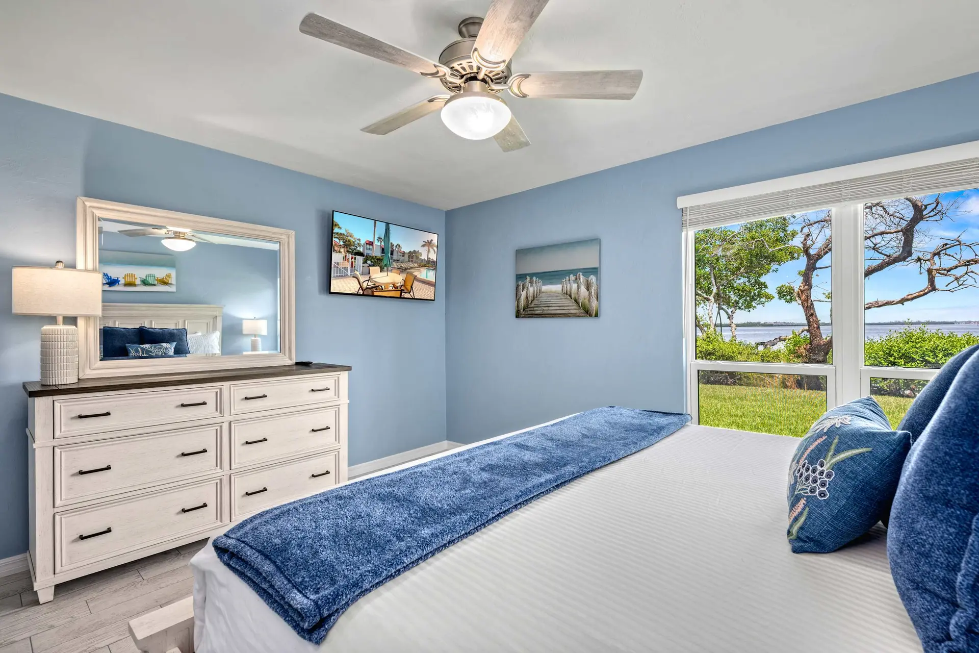 Bayfront • Private Beach • Pool • Newly Rehabbed!