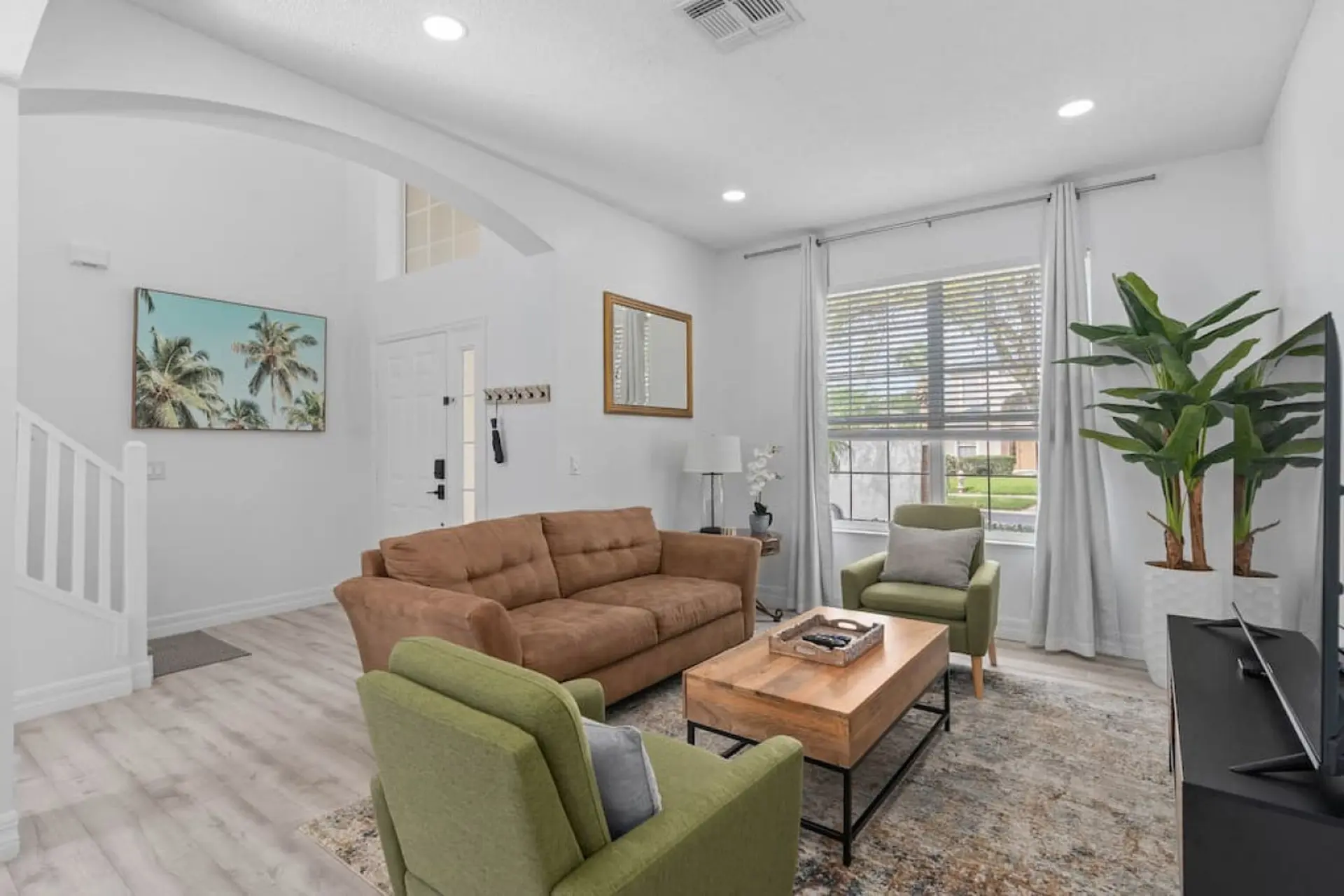 Tropical 7BR | Heated Pool | Pet Friendly | Disney