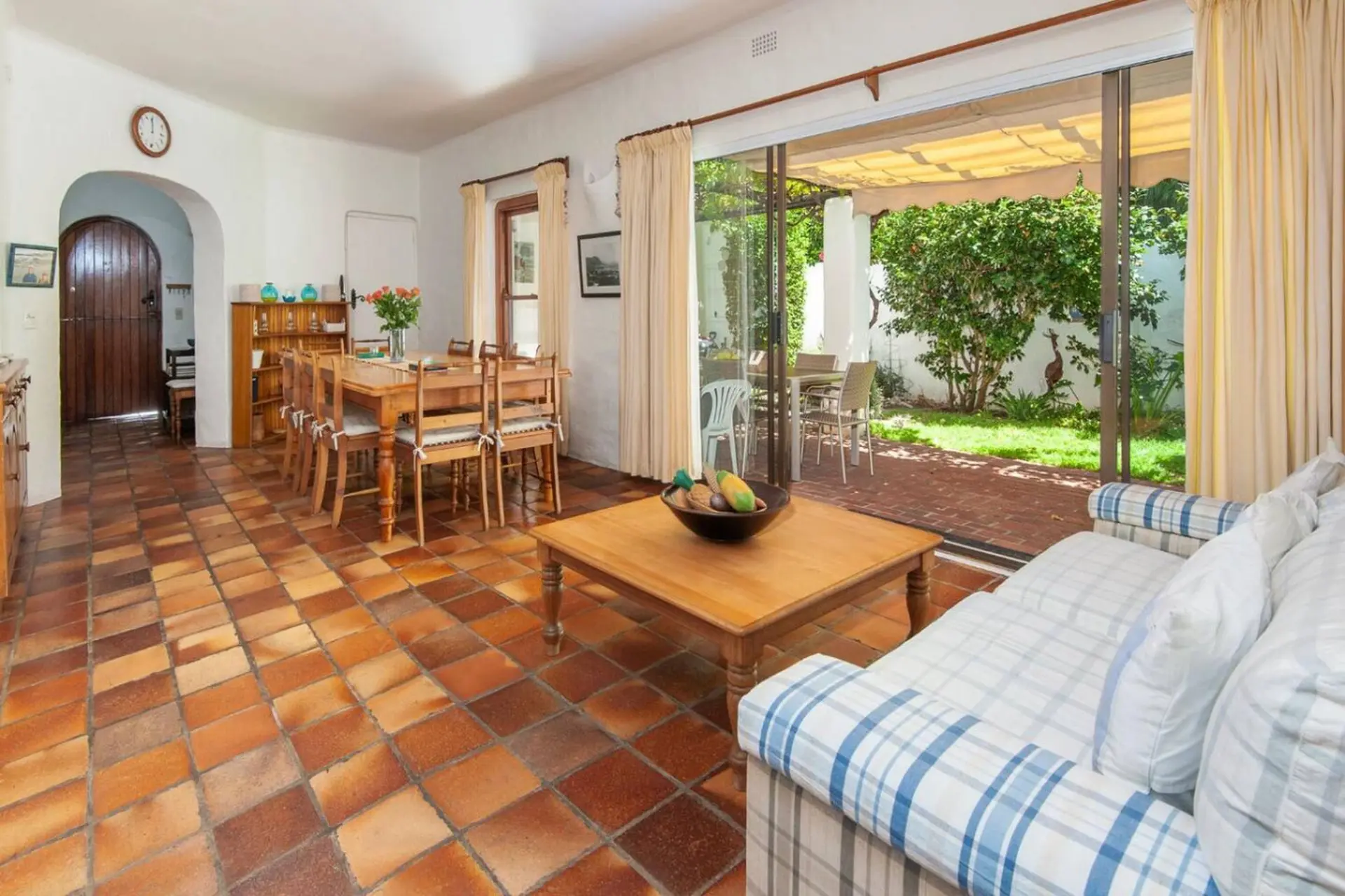 142 on 10th | Family Holiday home | Pool | Pets