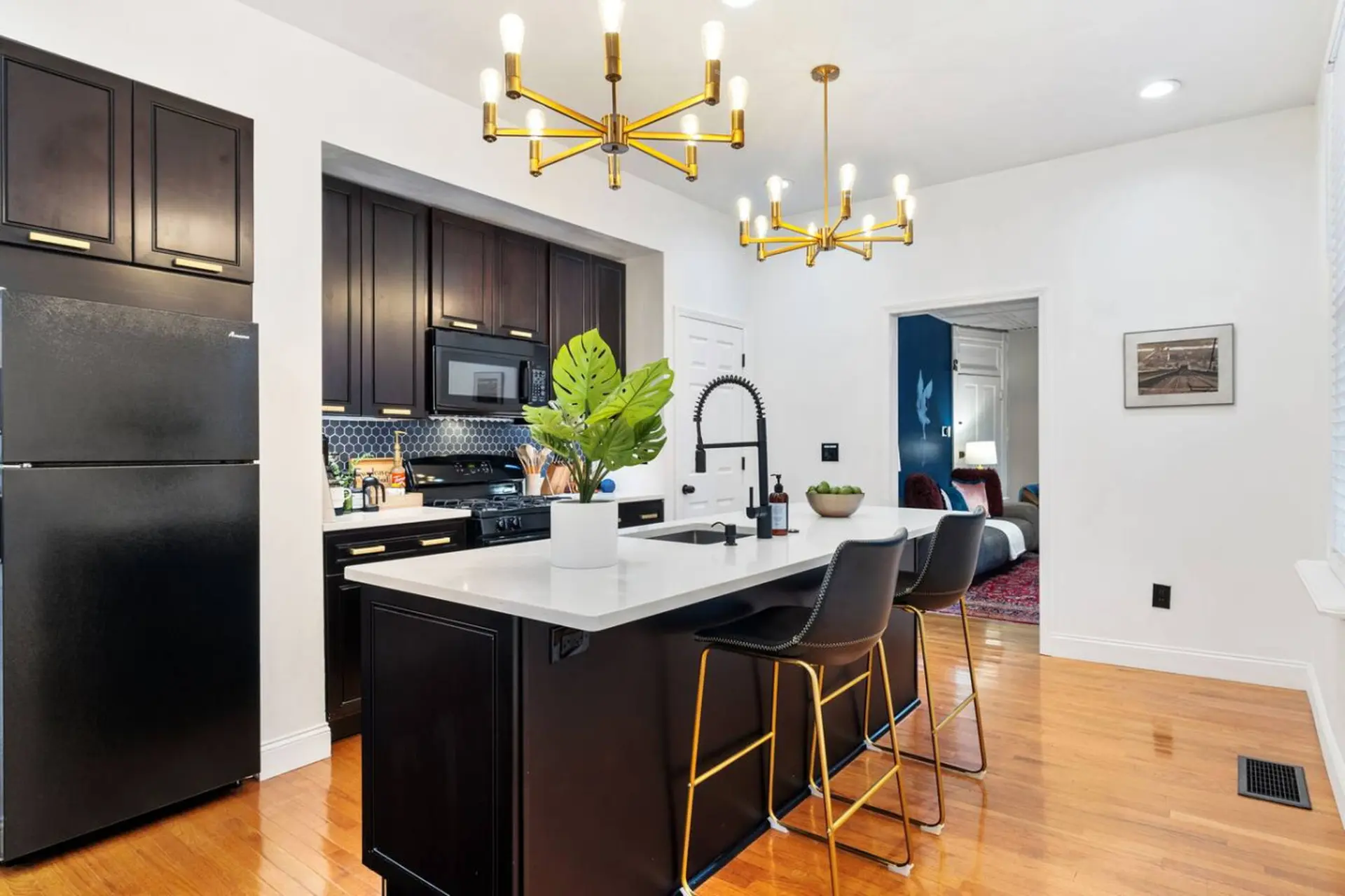 1BR w/ Parking | Walk to Liberty Ave | WFH Ready