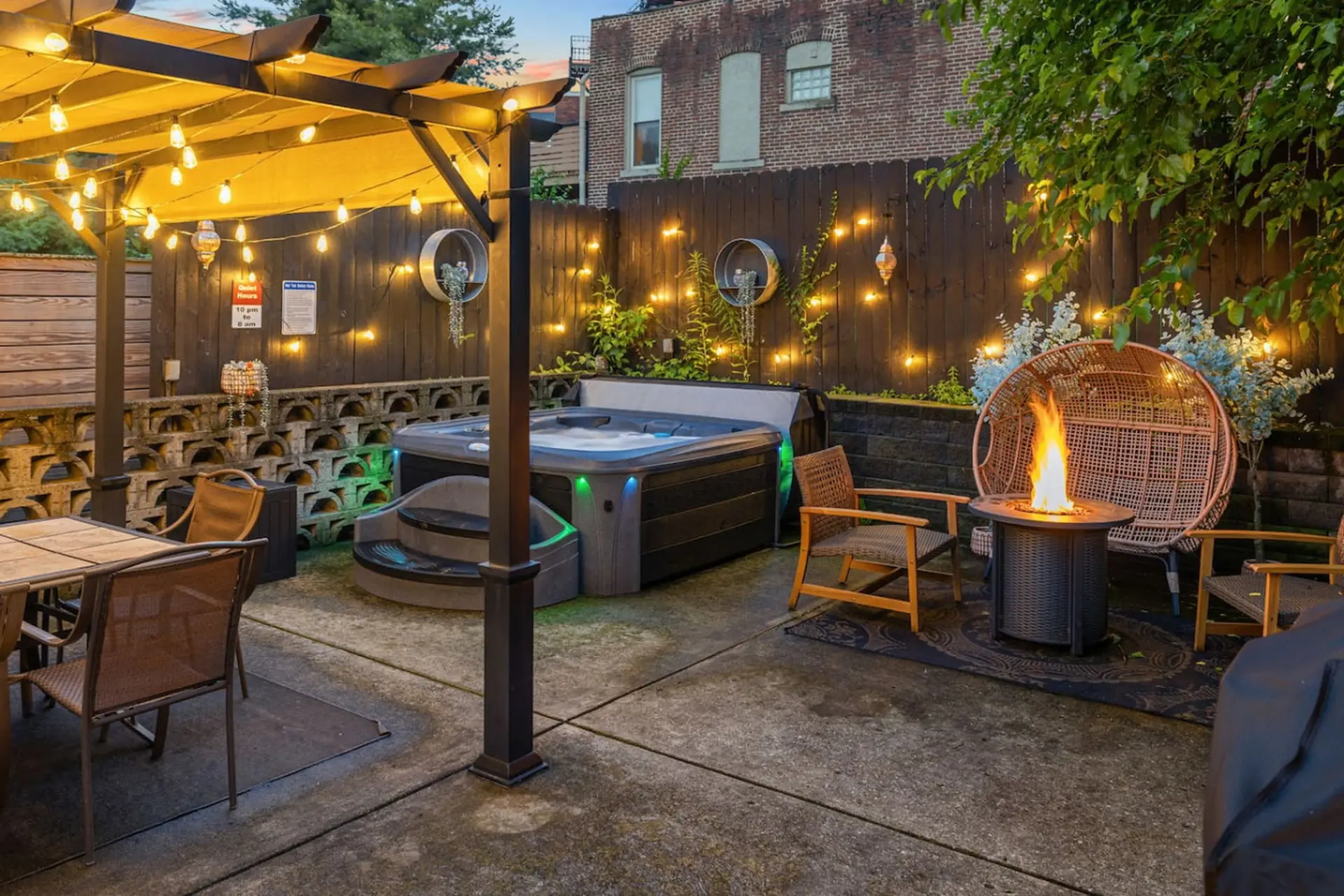 Hot Tub | Family Friendly | Off St. Parking