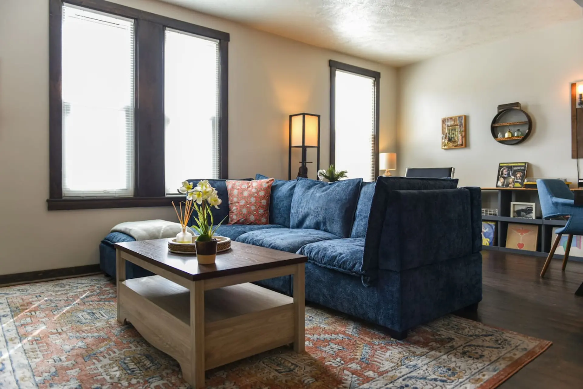King Bed | 2 full bath | Deck! Hip Millvale!