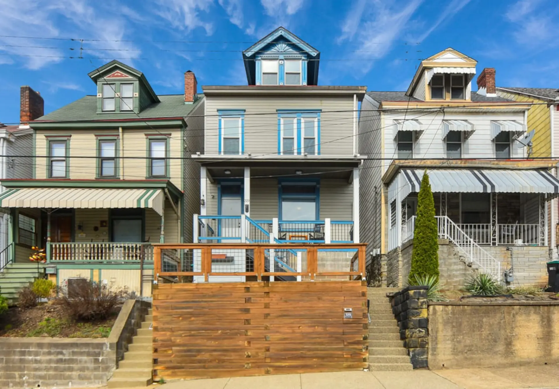 King Bed | 2 full bath | Deck! Hip Millvale!
