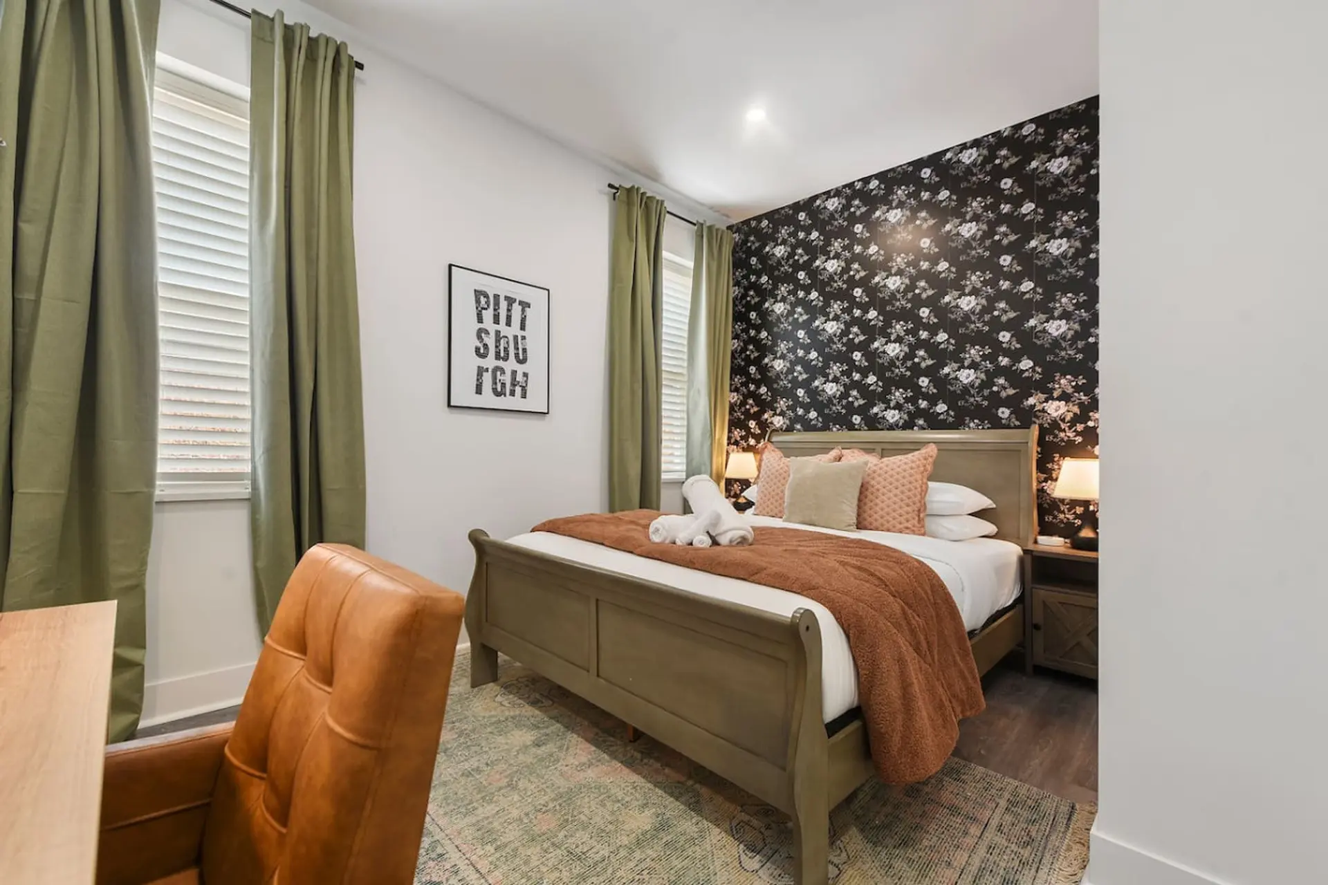 Pet Friendly, King Bed, Great for Long Stays!