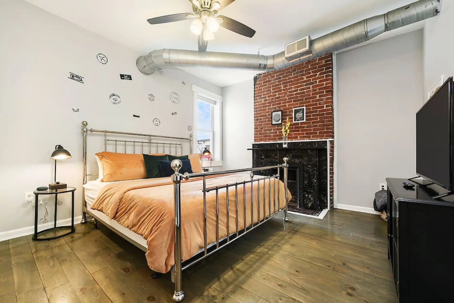 Three Private Units, Near Stadiums, Free Parking