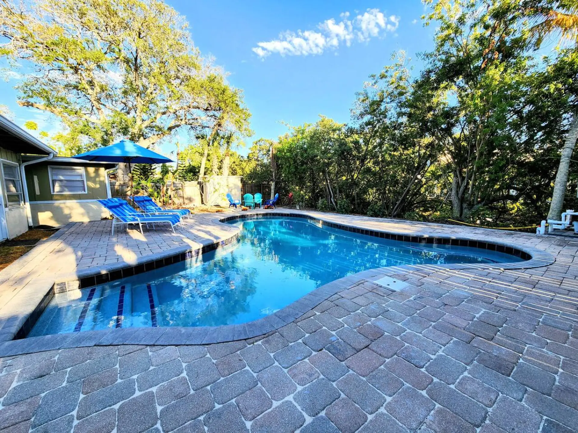 Private Pool - Walk to Siesta Key Beach & Village!