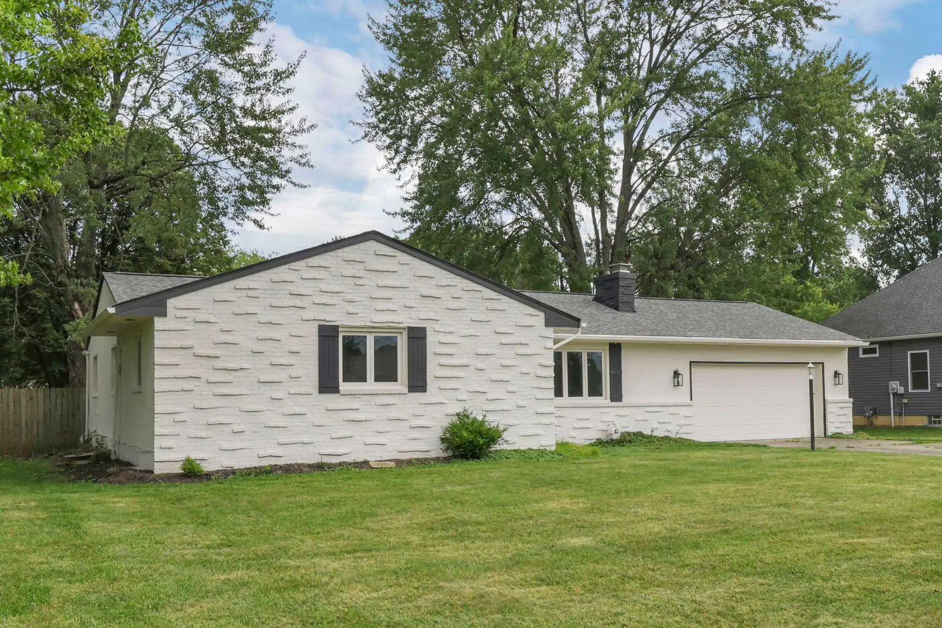 Spacious 4BR Ranch Near Easton – Perfect for Families & Work Groups!
