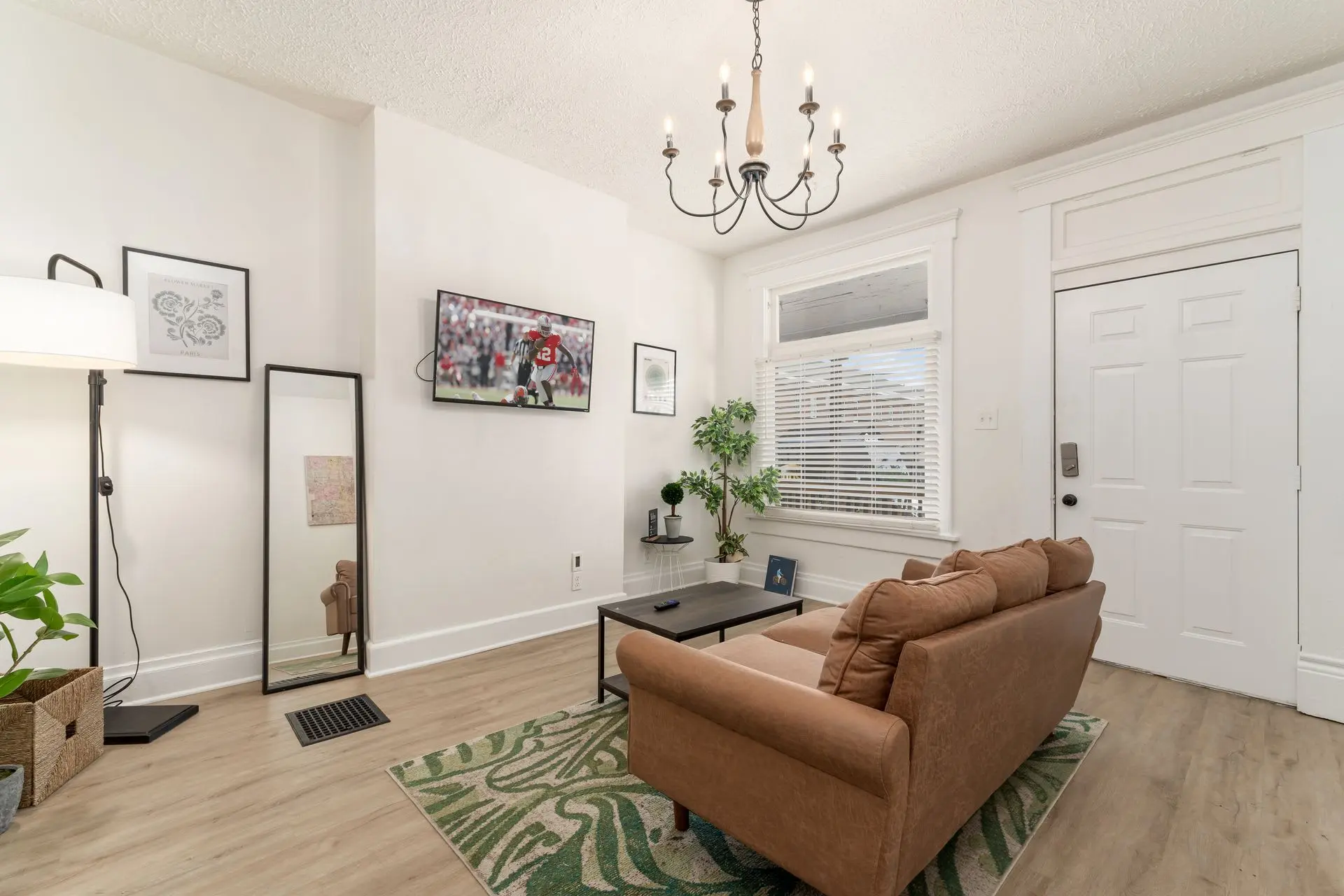 Madison House- Updated 4 BR 2.5 BA