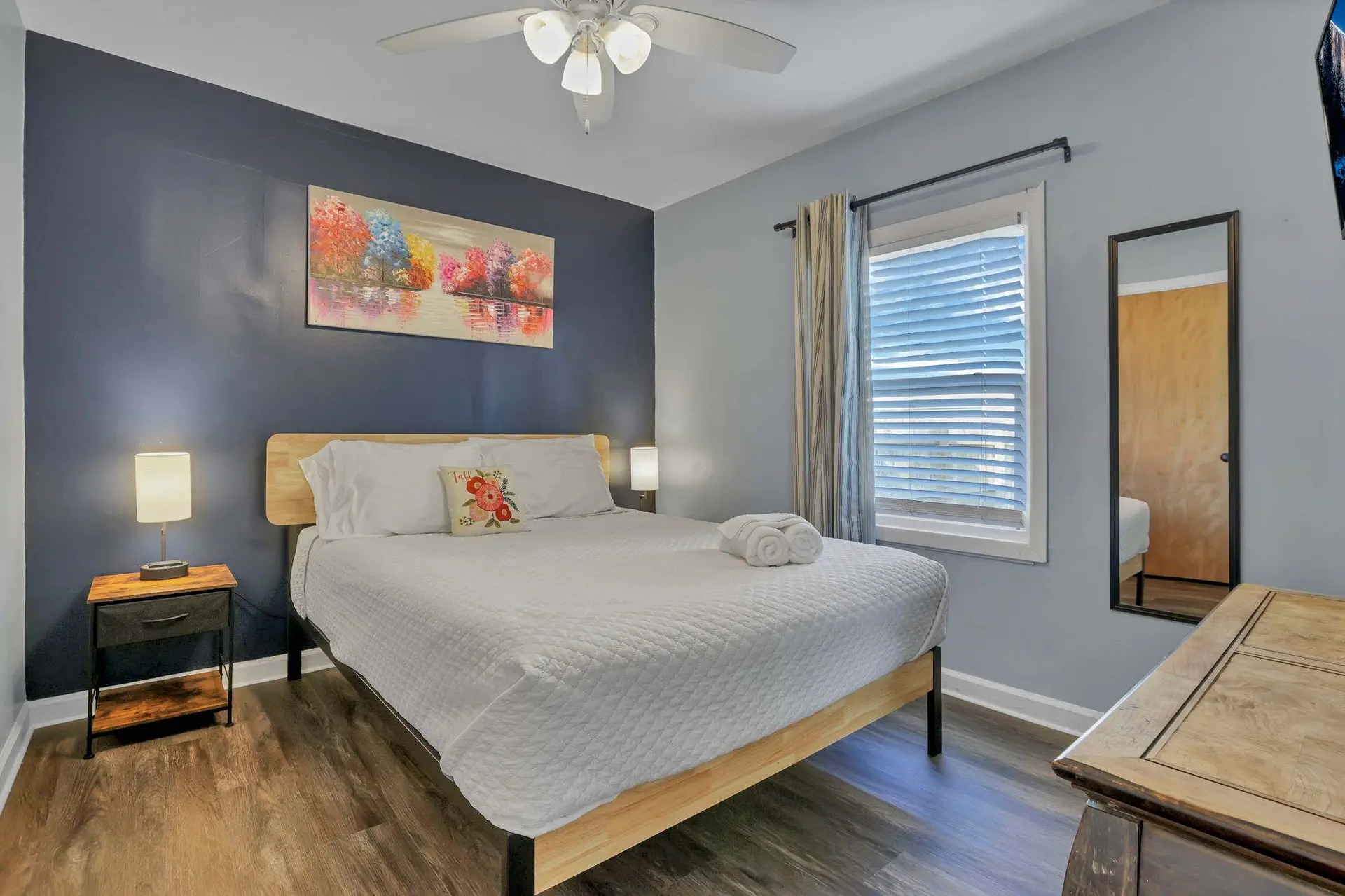 3 Bedroom 2 Bathroom + Fenced yard