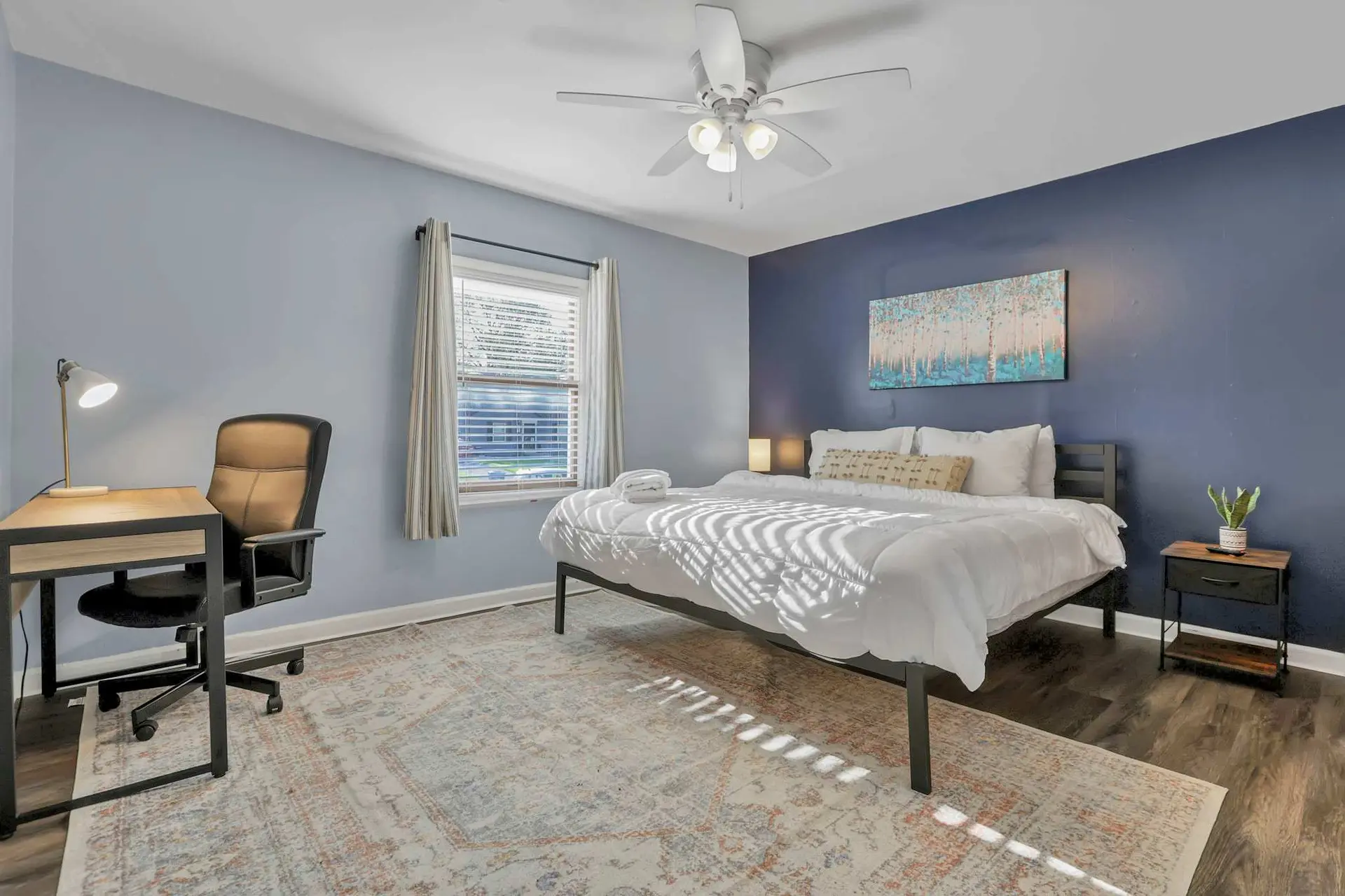 3 Bedroom 2 Bathroom + Fenced yard