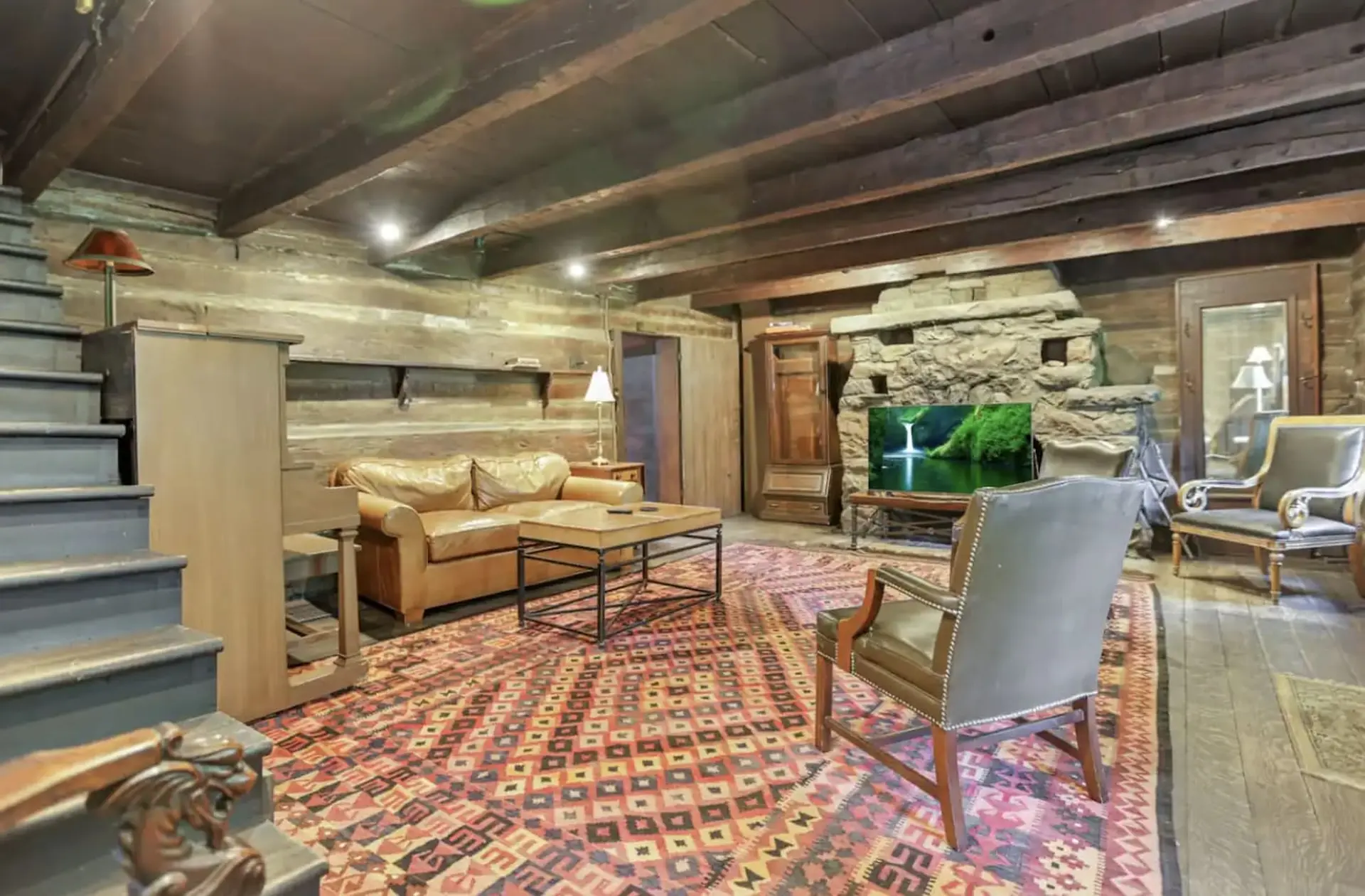 The City Cabin - Unique and Historic!
