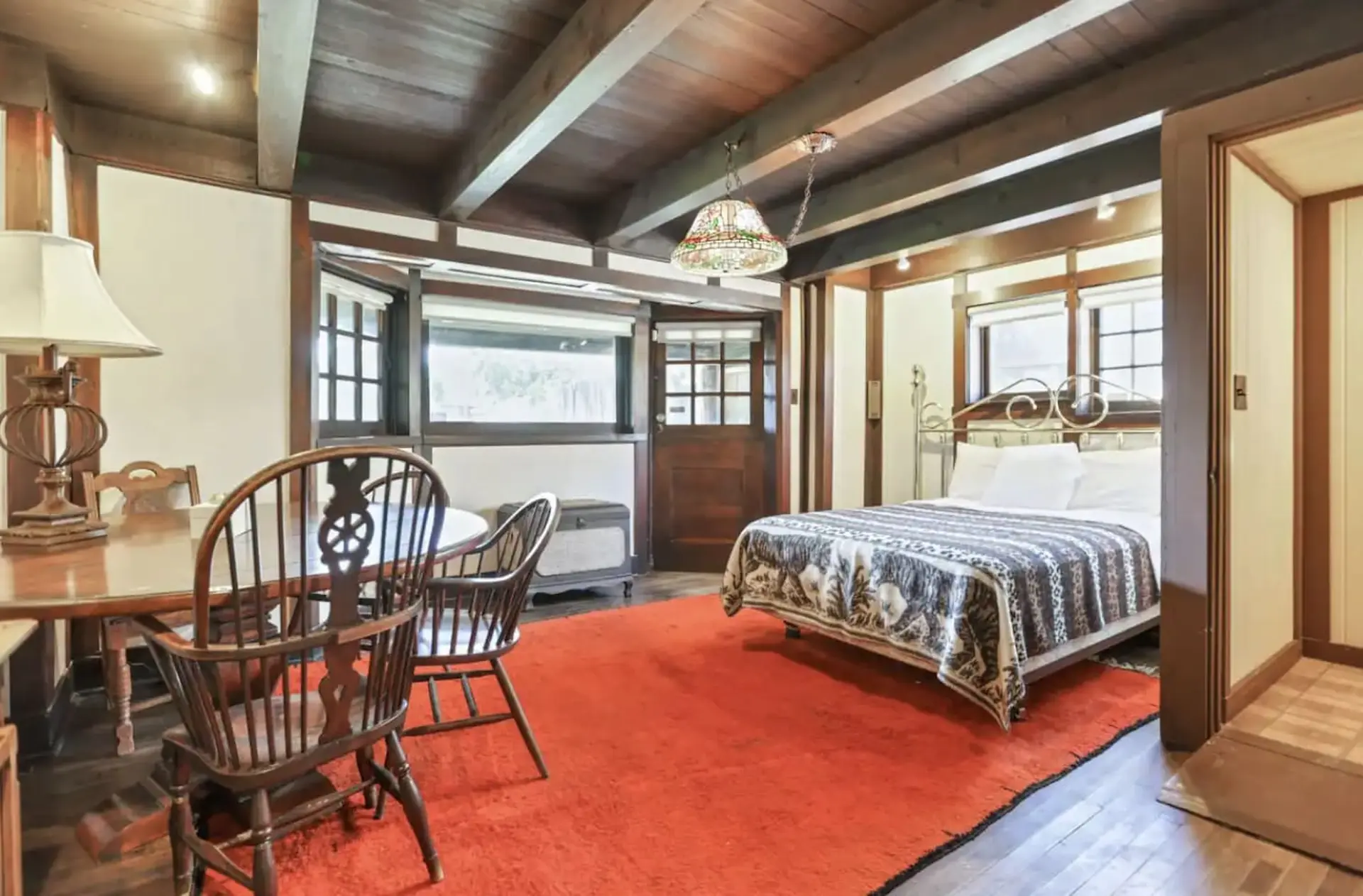The City Cabin - Unique and Historic!