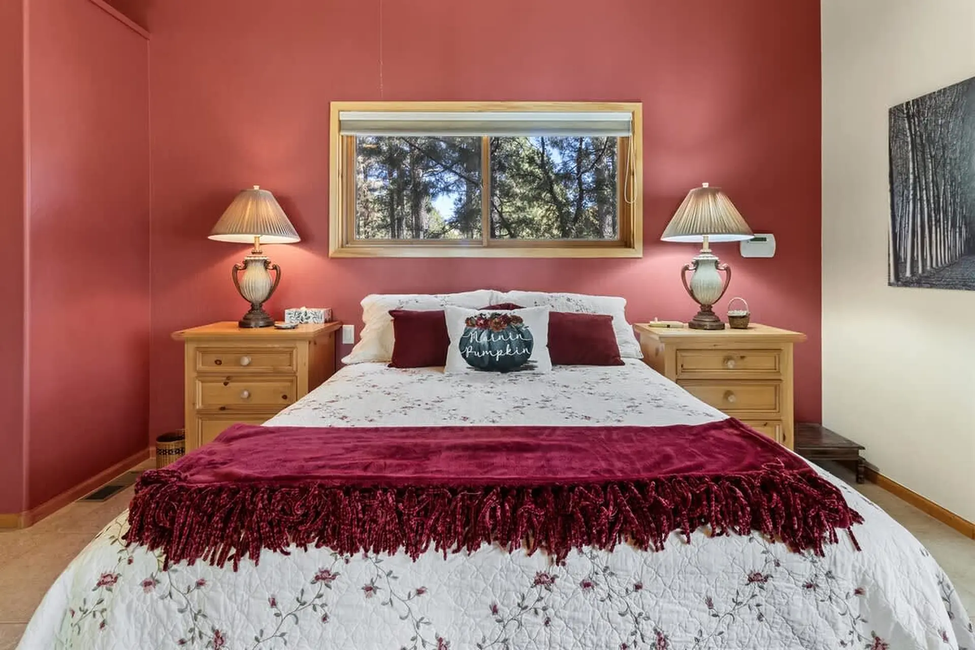 Charming Woodland 3BR Retreat | Sleeps 10