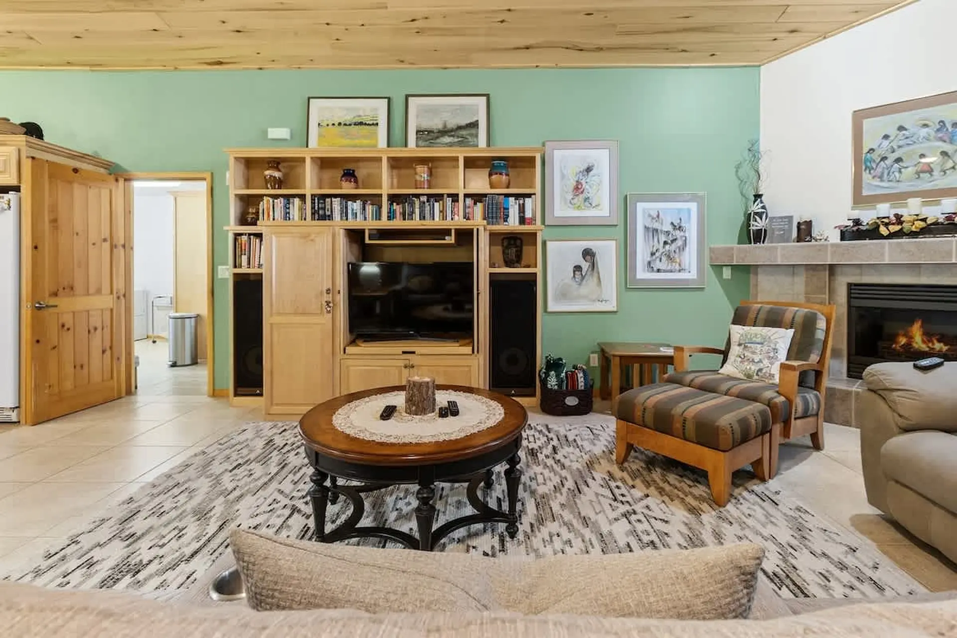 Charming Woodland 3BR Retreat | Sleeps 10