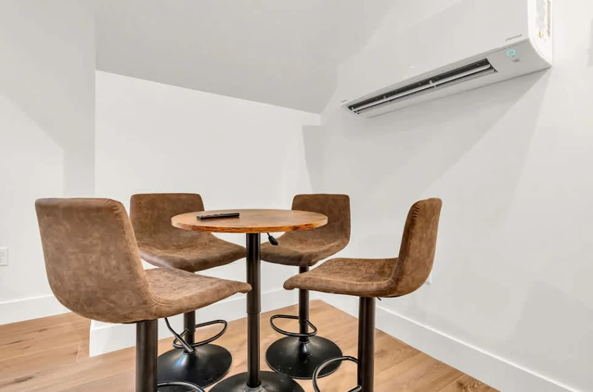 Cozy Private Guest House | 2 Queen Beds | Sleeps 4