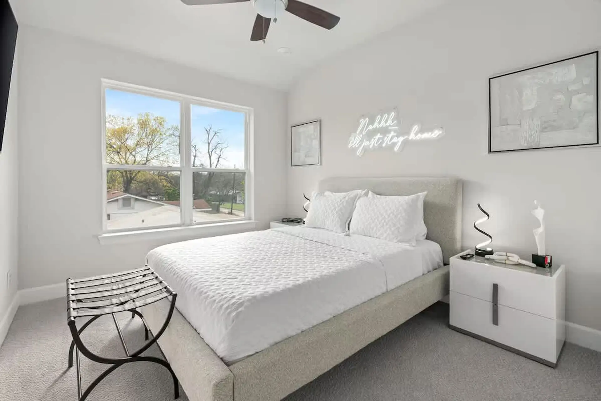 Modern Tarrytown Home~5 Minutes to Downtown & UT!