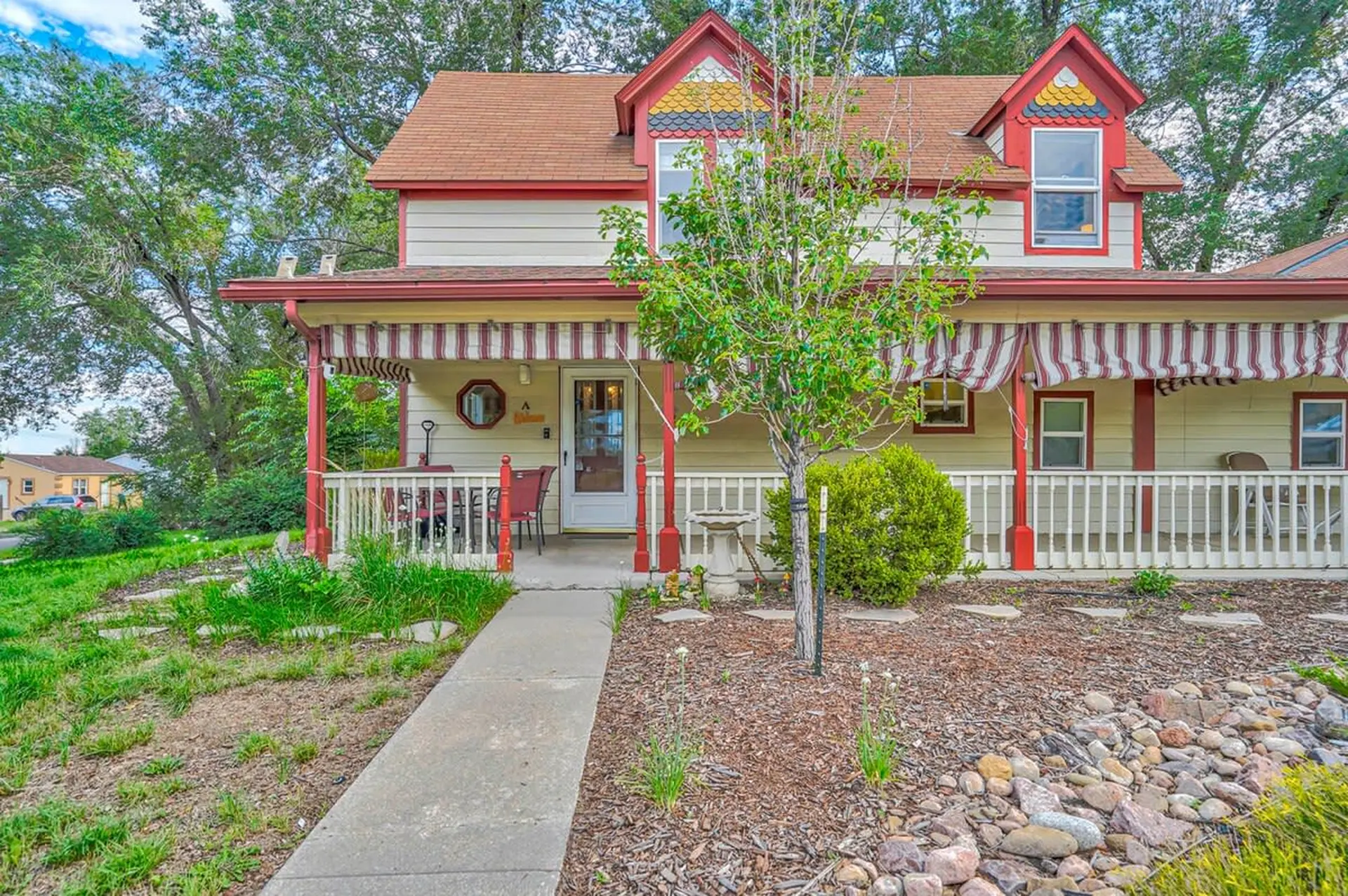 Charming Victorian Haven, Near Garden of the Gods