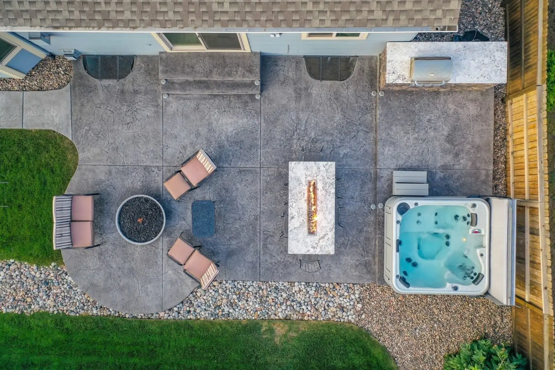 Mountainside View Firepit & Hot Tub