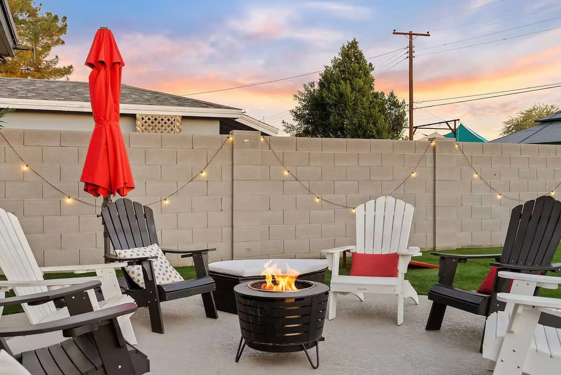 Sleeps 20 Plus | Pool & Putting Green in Paradise