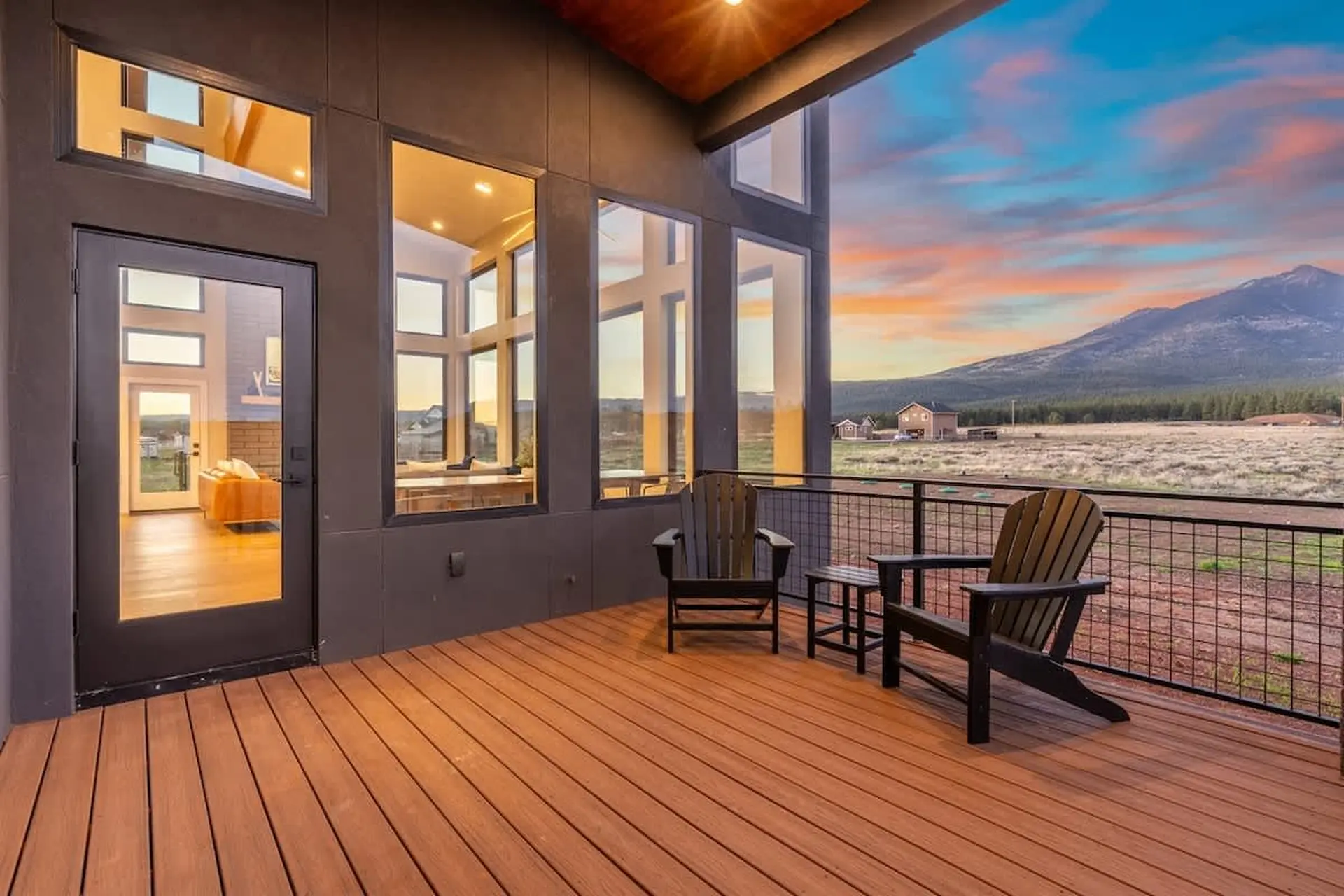 The Bluebird Flagstaff | Luxury| Sleeps 26| VIEWS