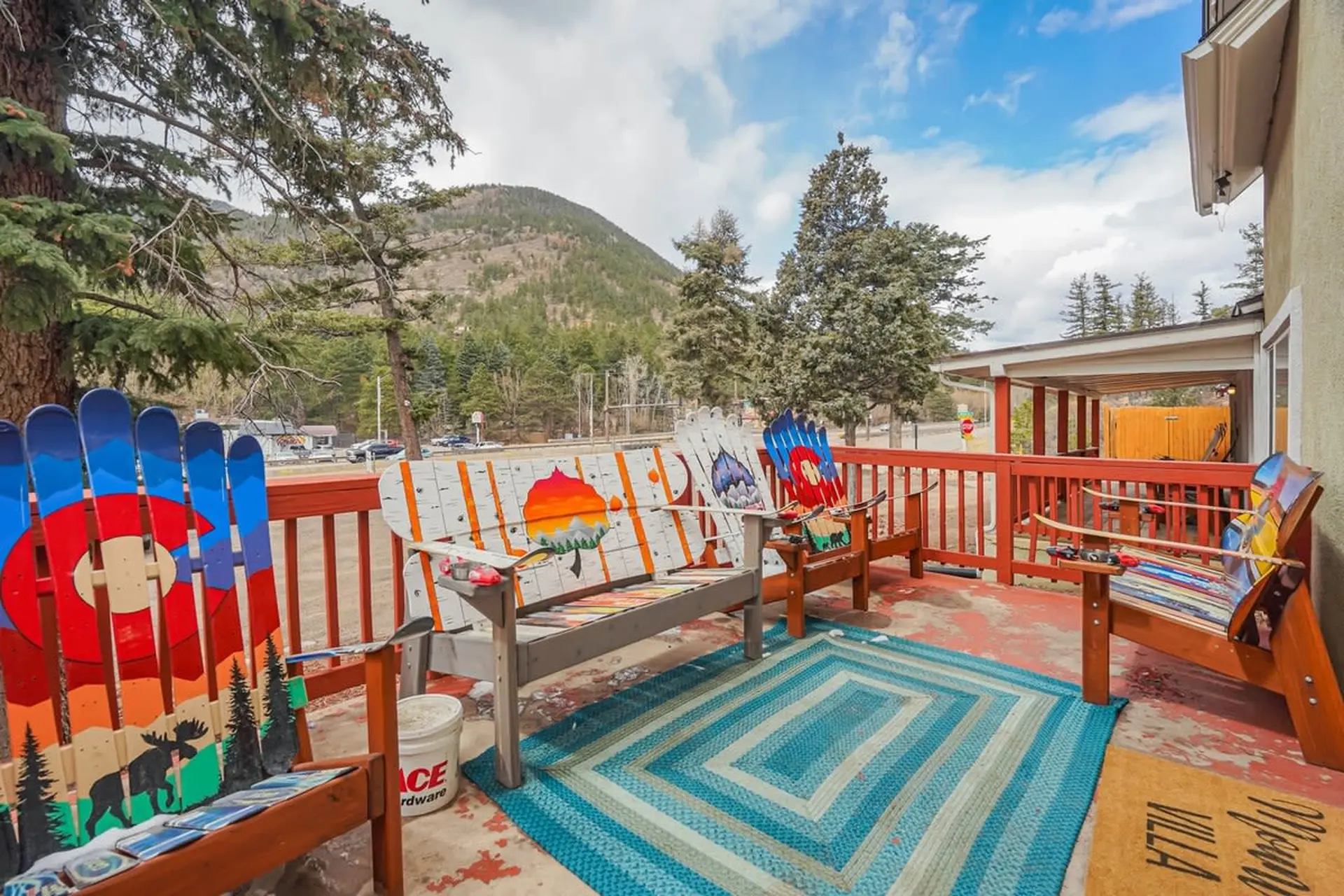 The Pikes Peak Villa, Hot Tub , Mtn Views, Firepit