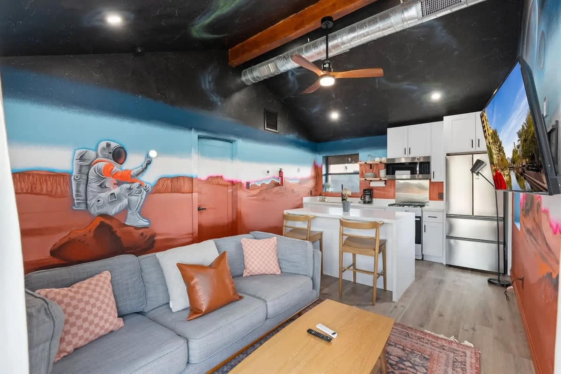 Pickleball | Pool | Games | Theater | Heated Pool