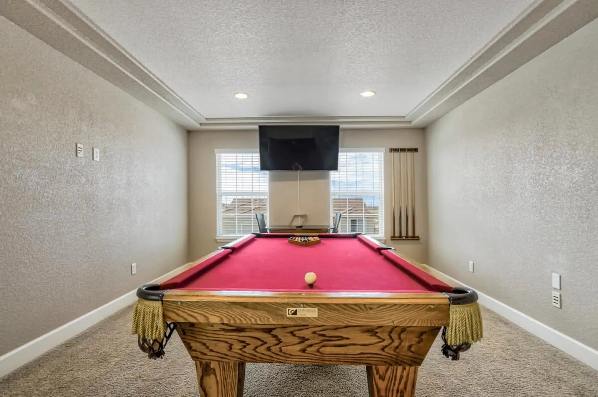 4BR|Hot Tub Pool Table, Ping Pong, Foosball!