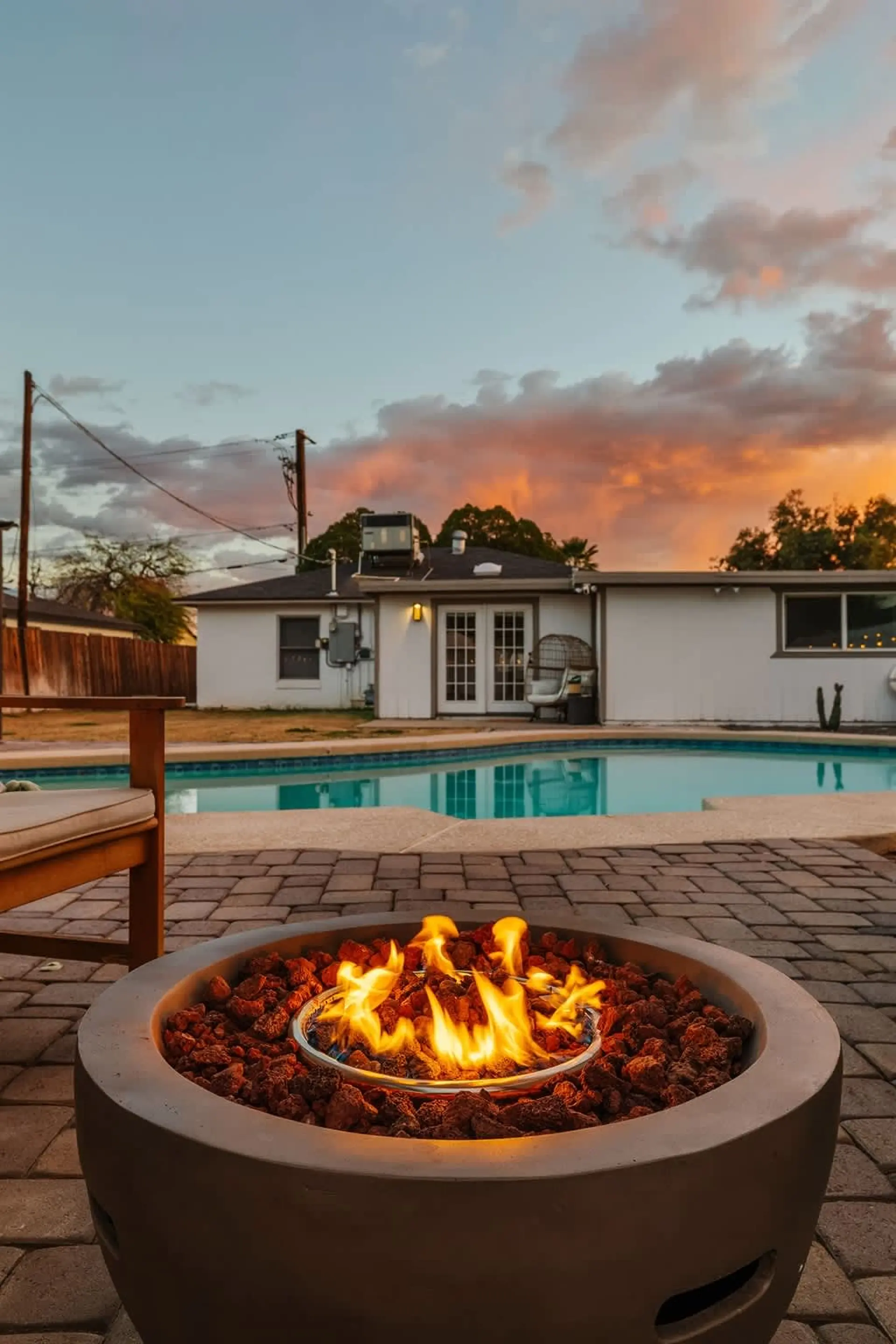 Sleeps 9 | Heated Pool | Backyard | Downtown Phx