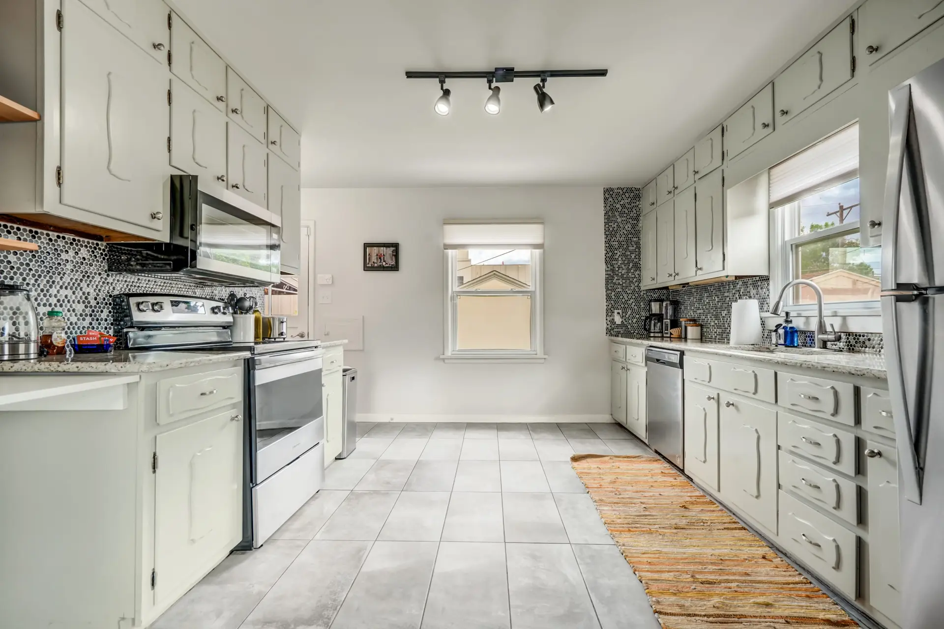 The Foote Hills | Central Location | Dog Friendly