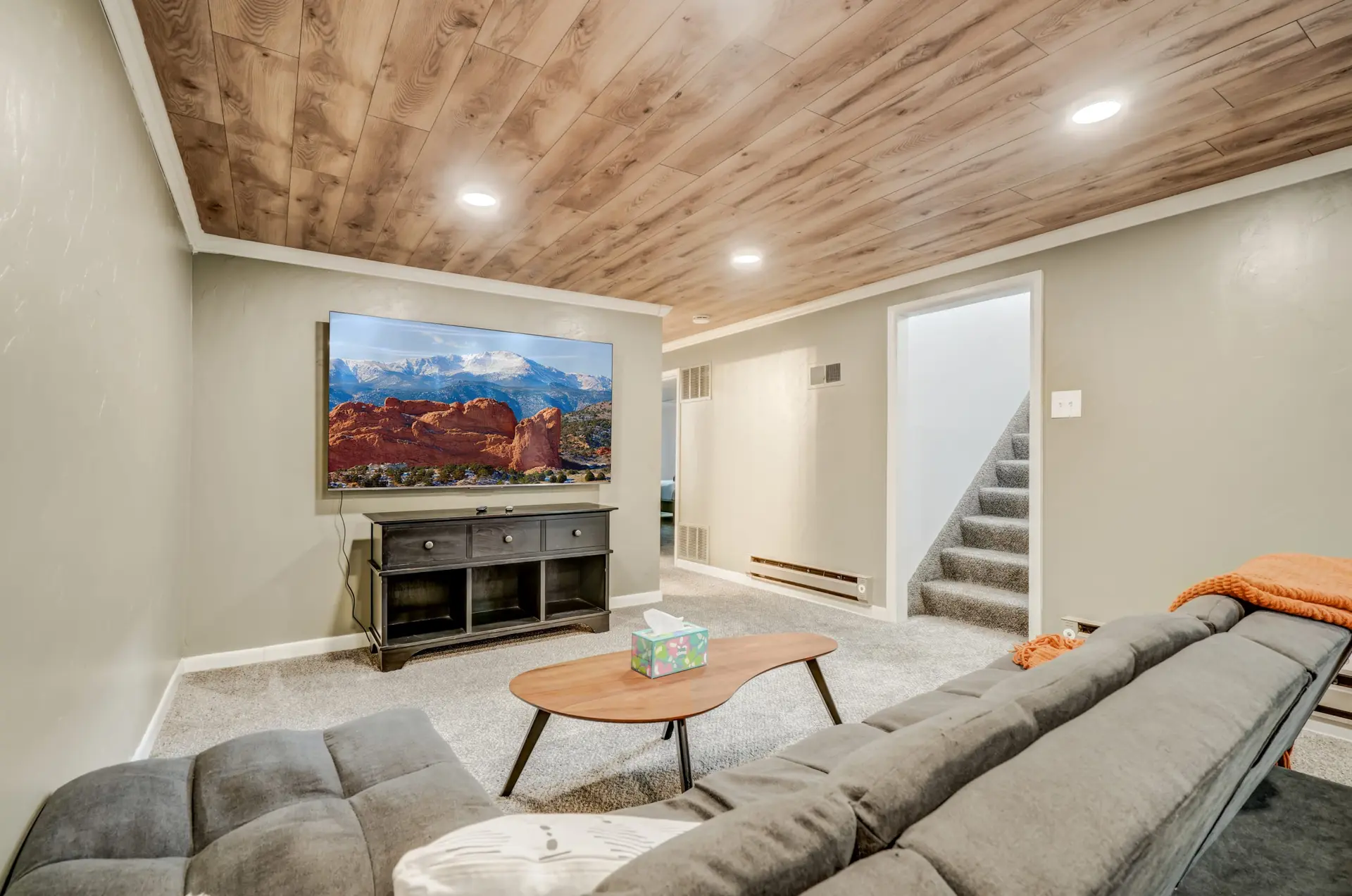 The Foote Hills | Central Location | Dog Friendly
