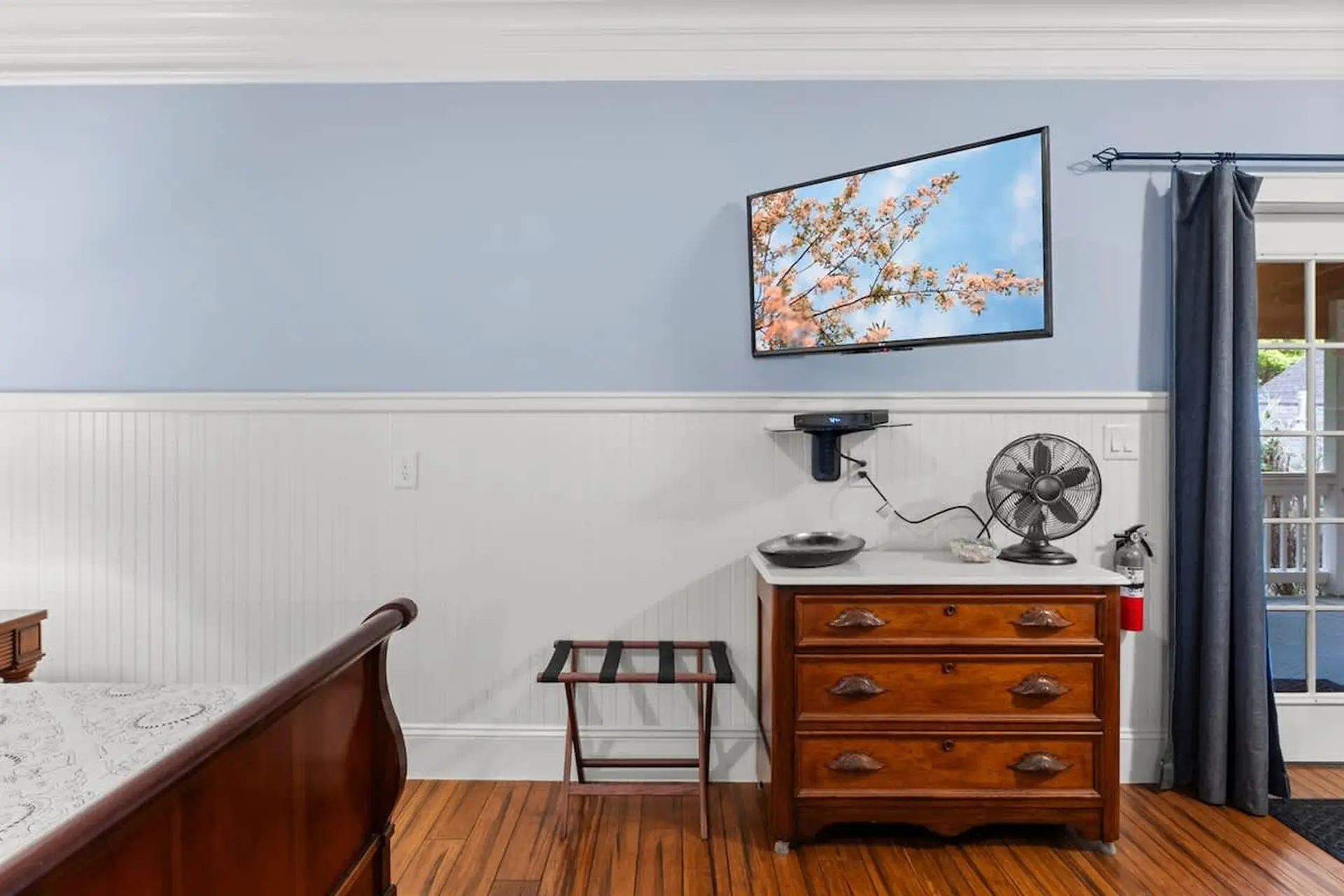 Basecamp Suite at The Gadabout Inn | Cozy 1-BR| DT