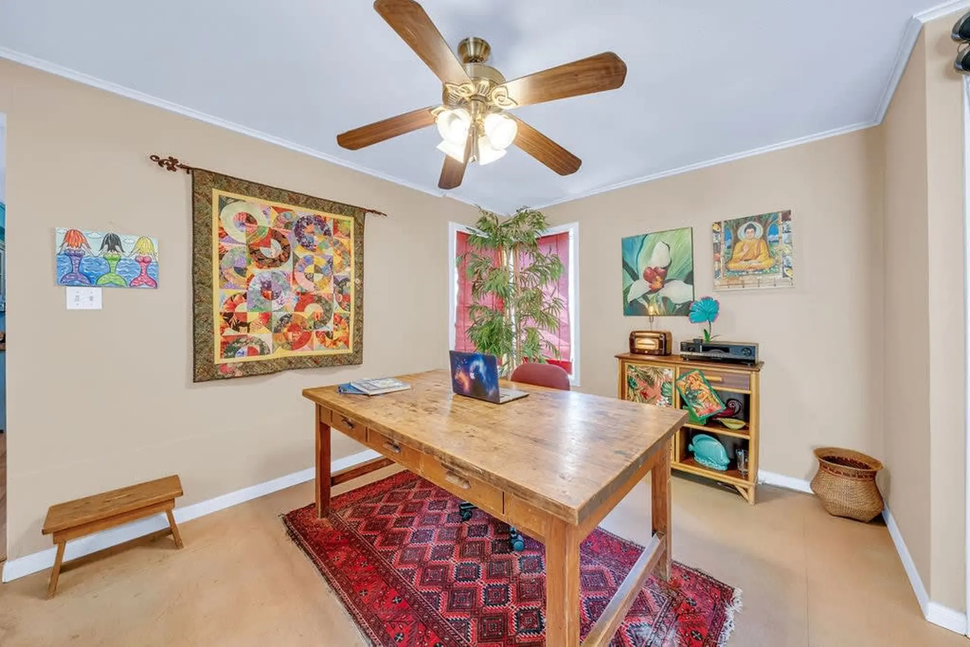 King Bed, Patio, BBQ, WD, 20min2Beach, Netflix