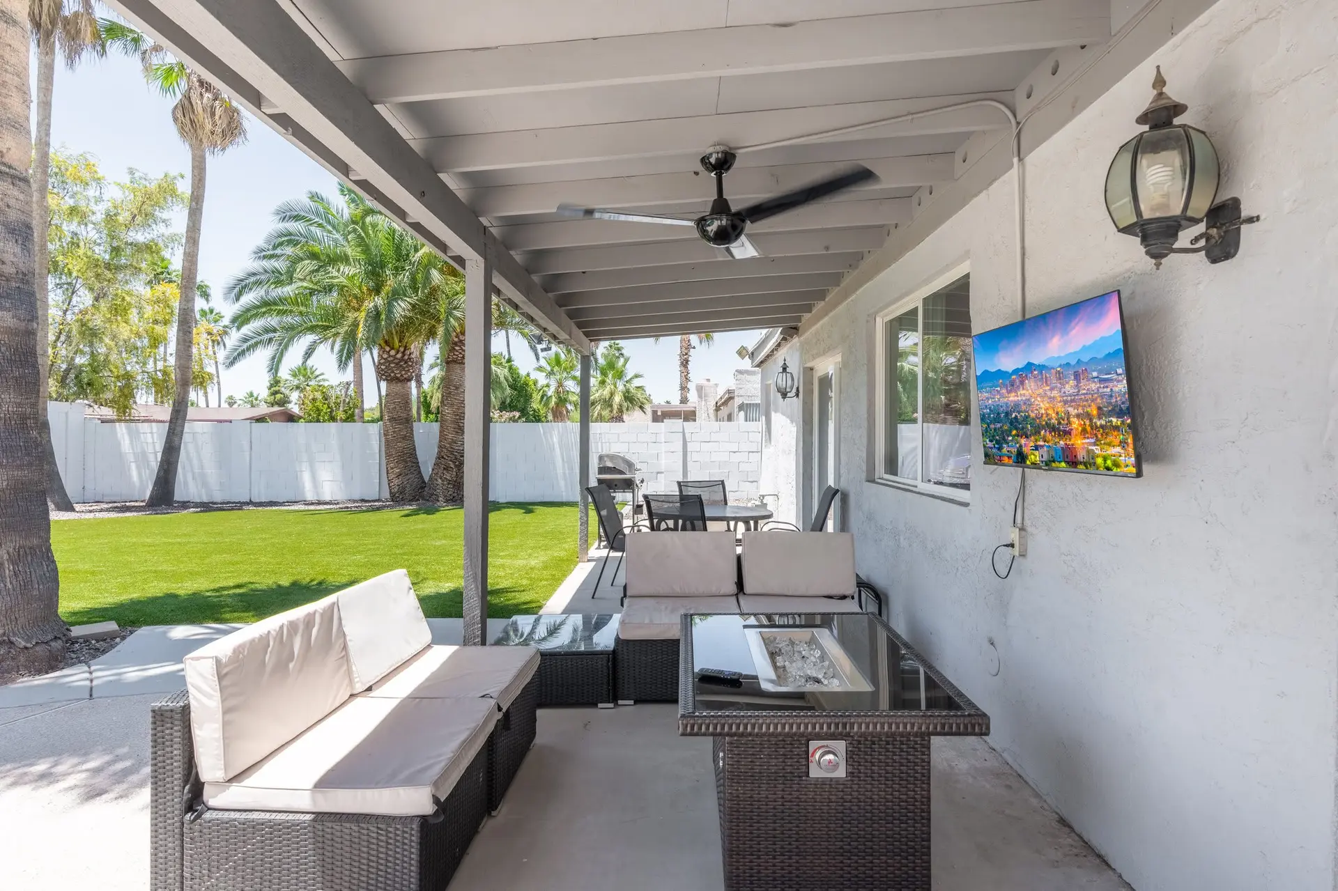 4BD| Kierland & Scottsdale Quarters | Pool & Palms