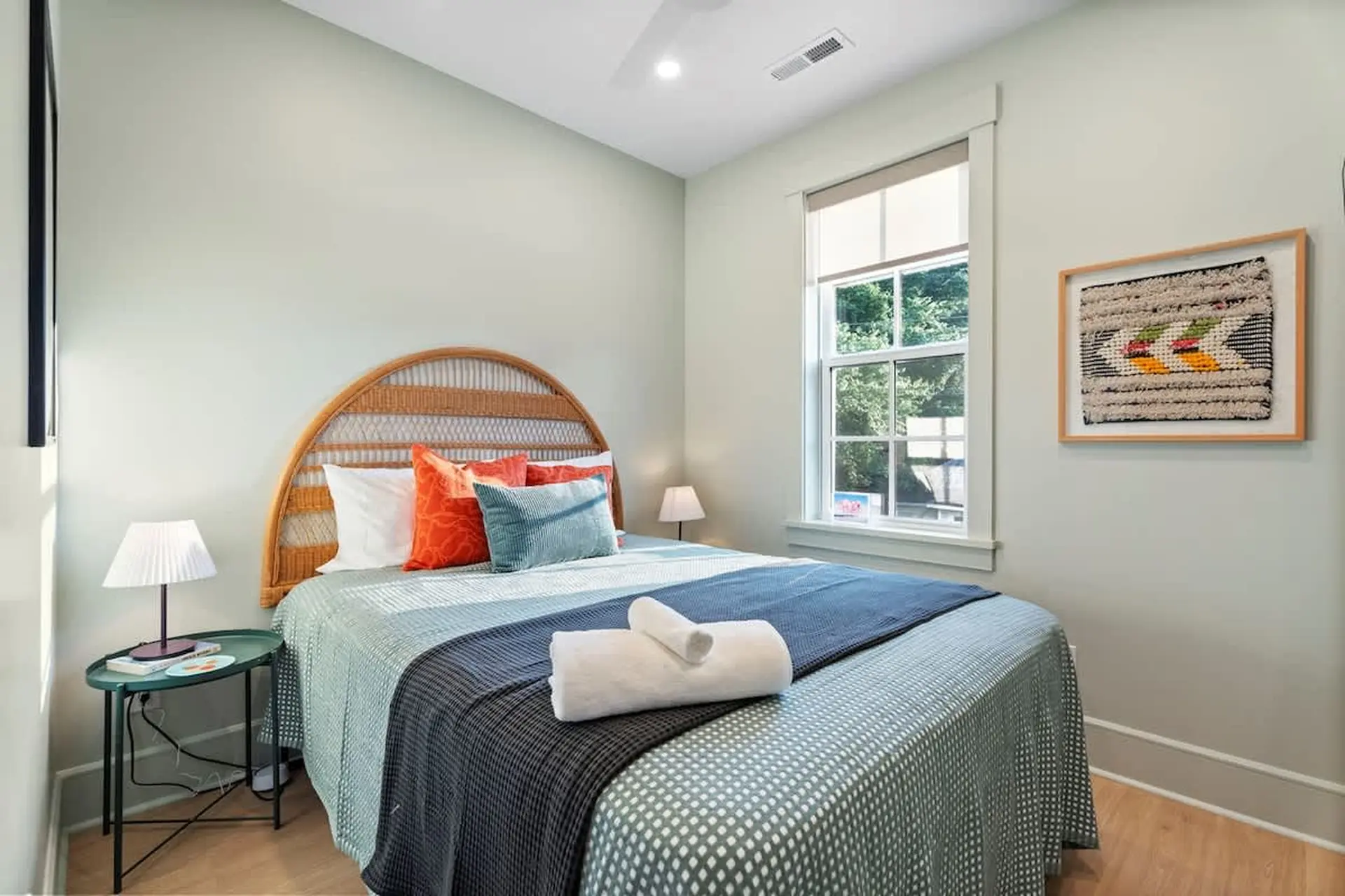 Comfy 1BR Retreat Near DPAC & Bulls Stadium
