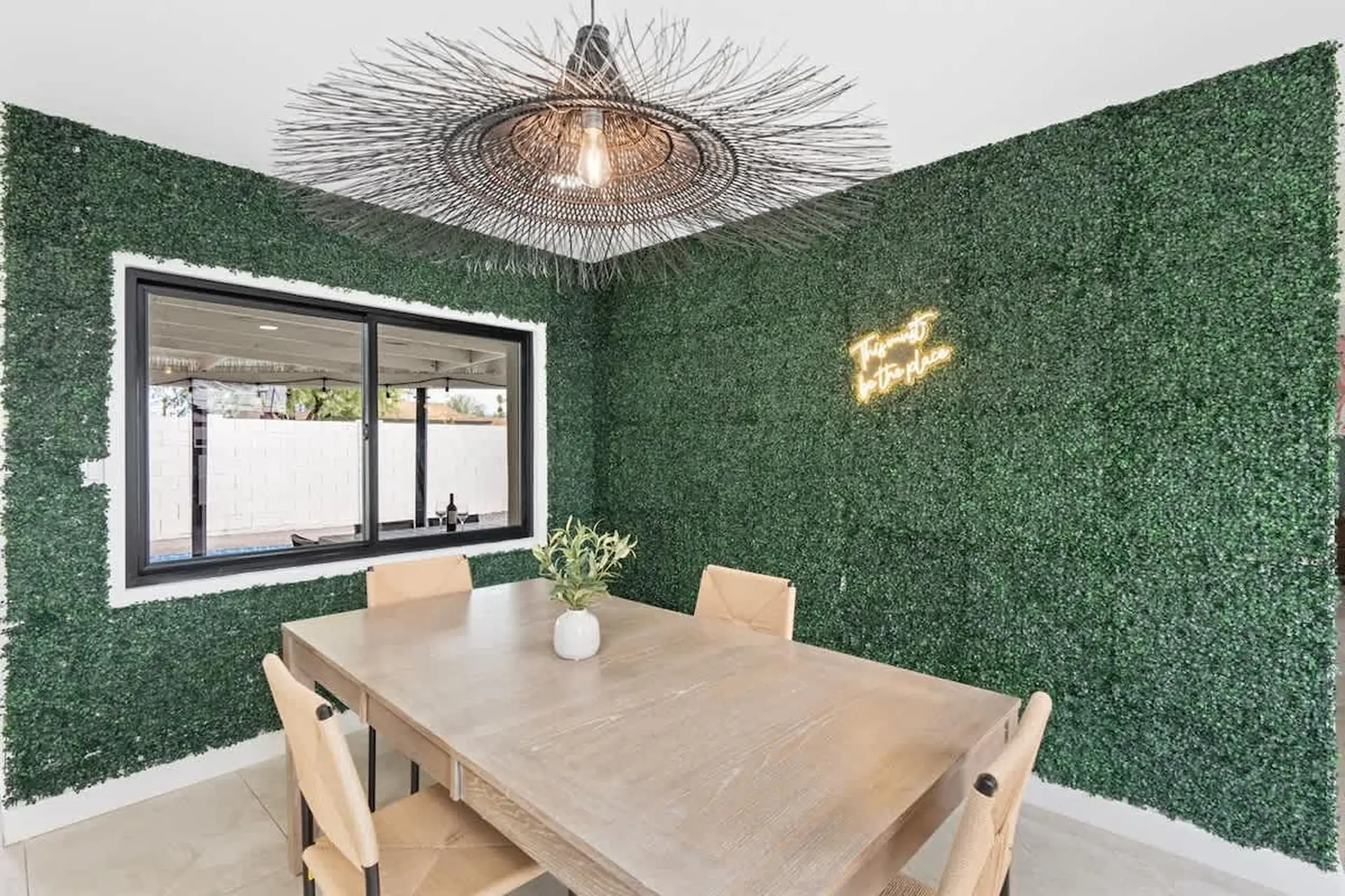 Sleeps 8 | Pool | Centrally Located Oasis