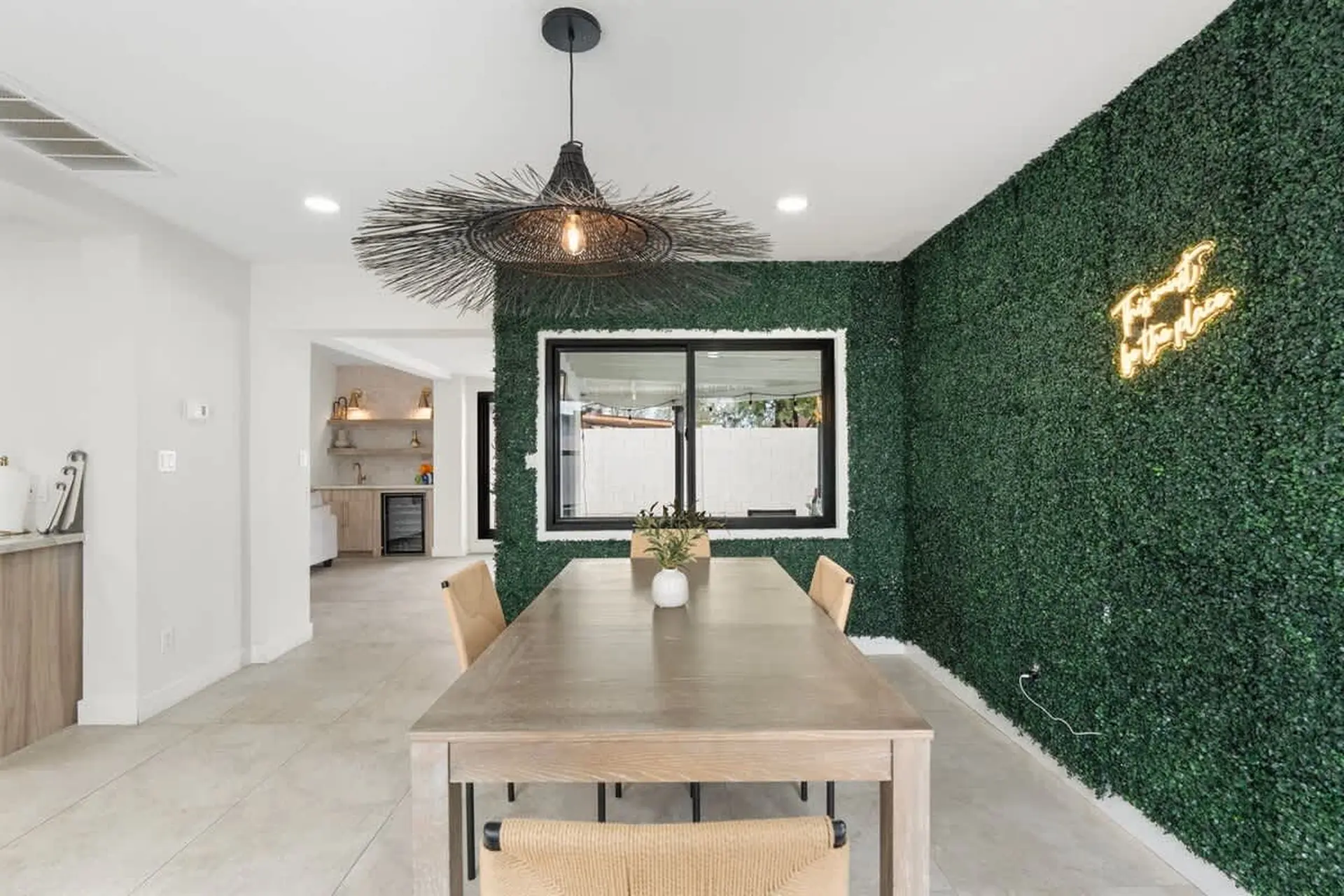 Sleeps 8 | Pool | Centrally Located Oasis
