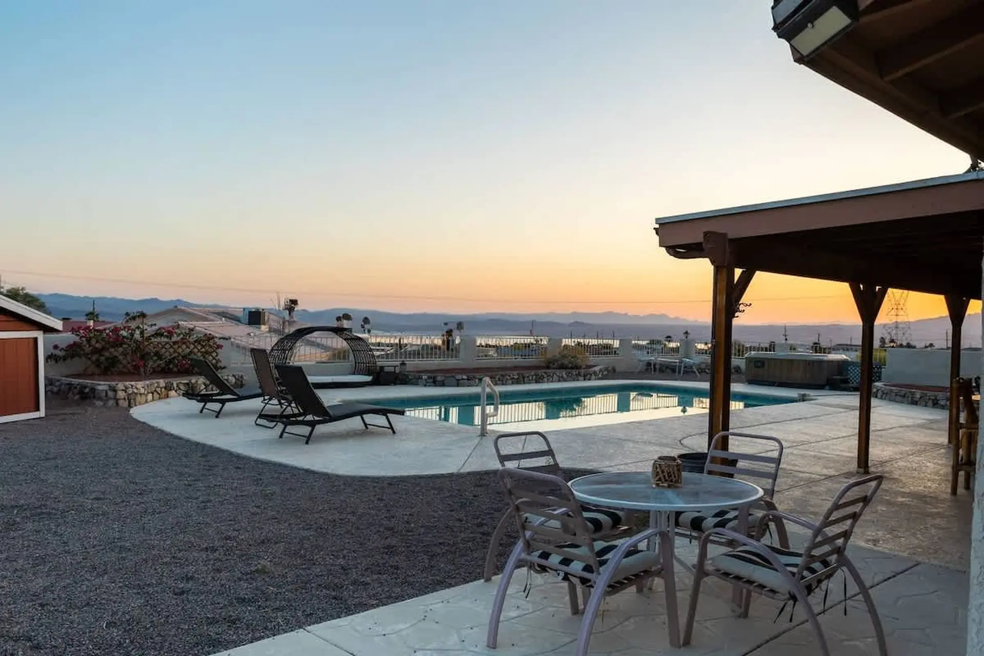 Sunset Lake Views | Pool • Hot Tub • Sleeps 16