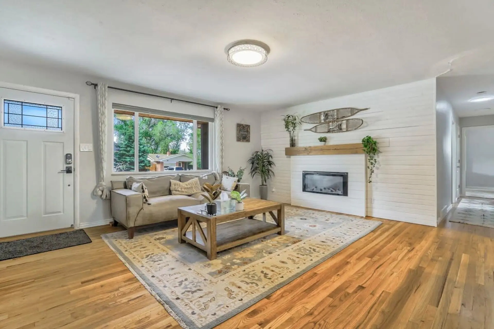 Family Oasis , Offices, Pet Friendly, Fenced Yard