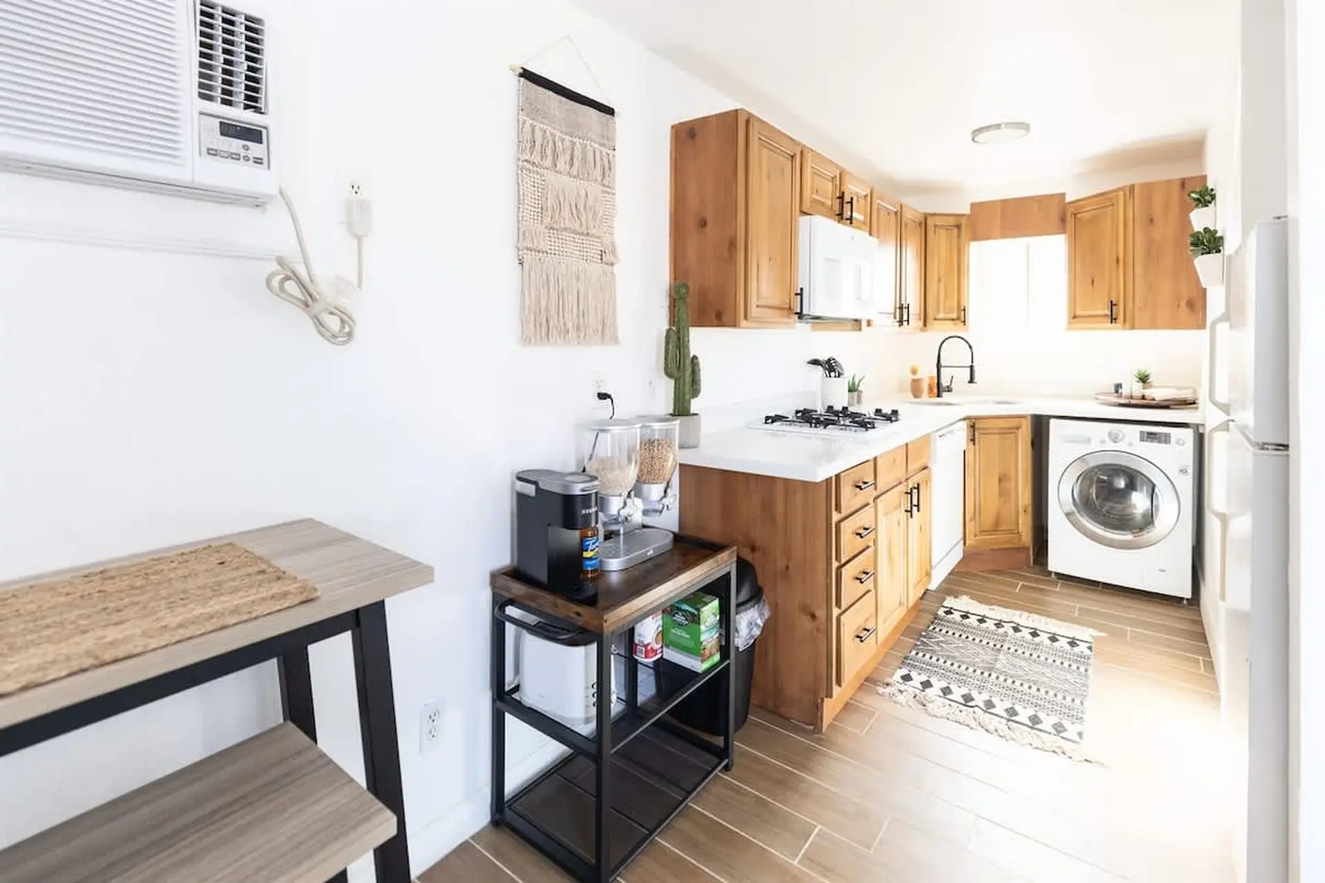 Downtown Phoenix Retreat | Minutes From Lightrail|