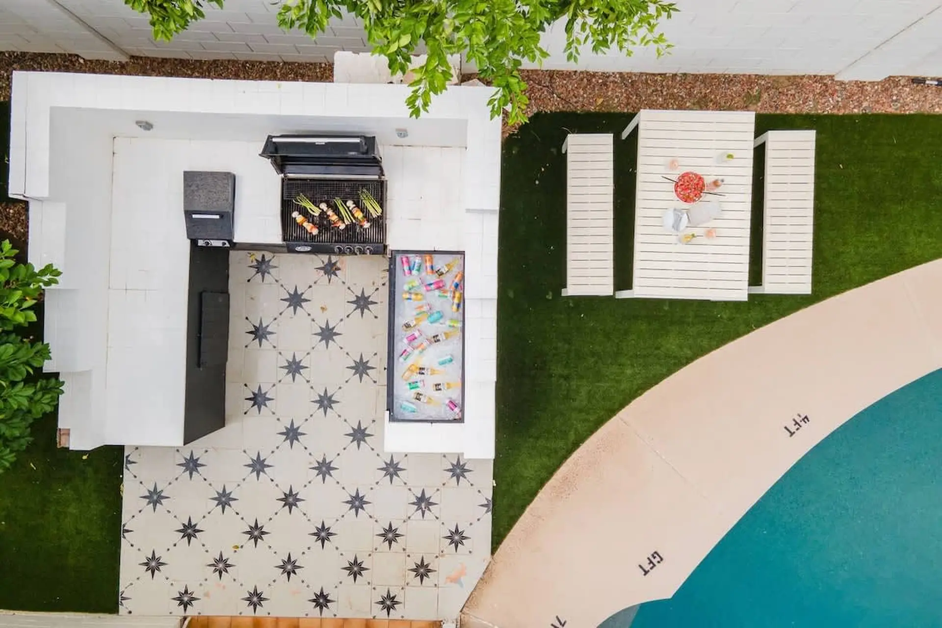 Heated Pool | Mini Putt| Large Backyard | Oasis