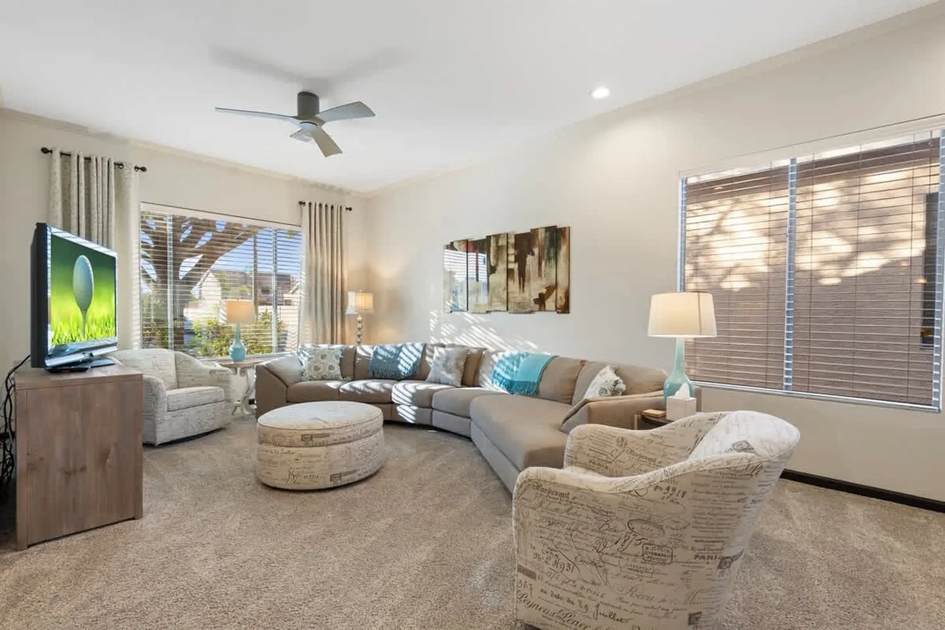 Modern 4-BR Home | Heated Pool | Jacuzzi | Grill