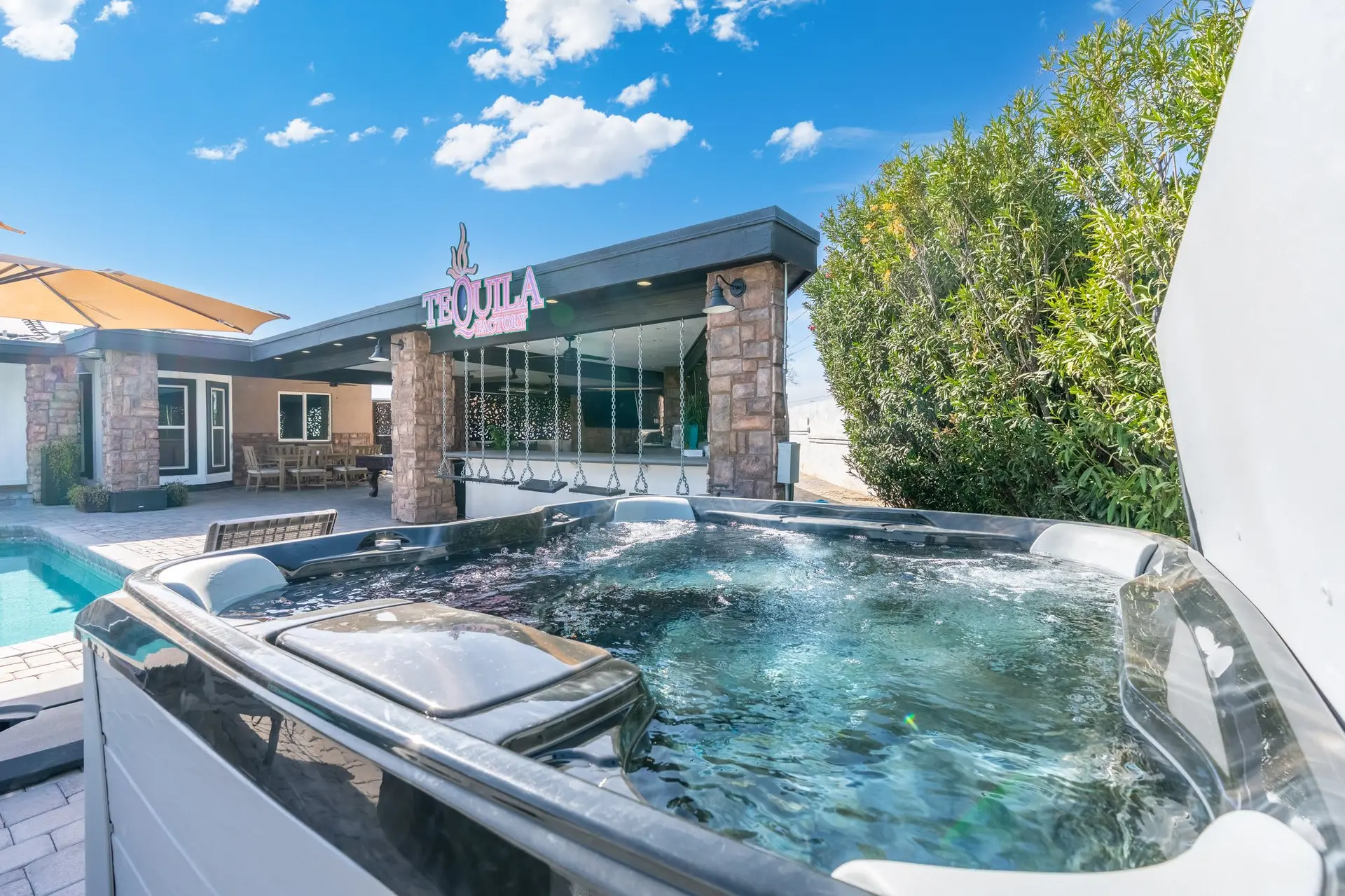 Phoenix Luxury!Pickleball|Free Heated Pool|Hot Tub